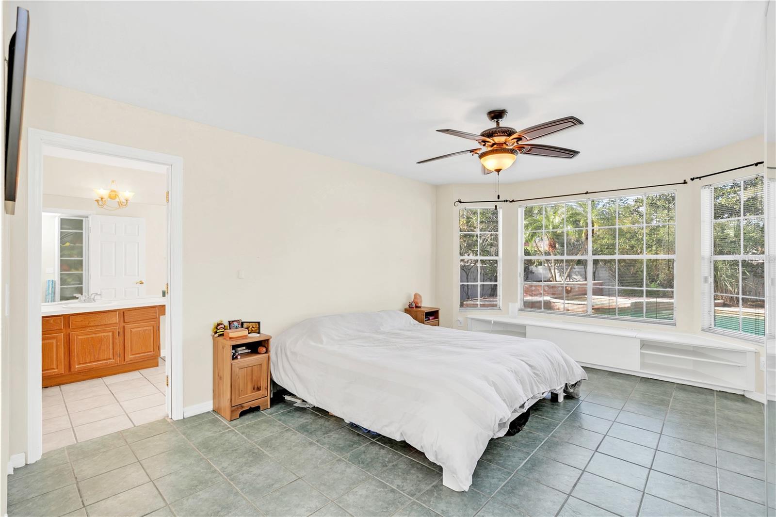 2102 COUNTRY SIDE DR, APOPKA, FL, 32712