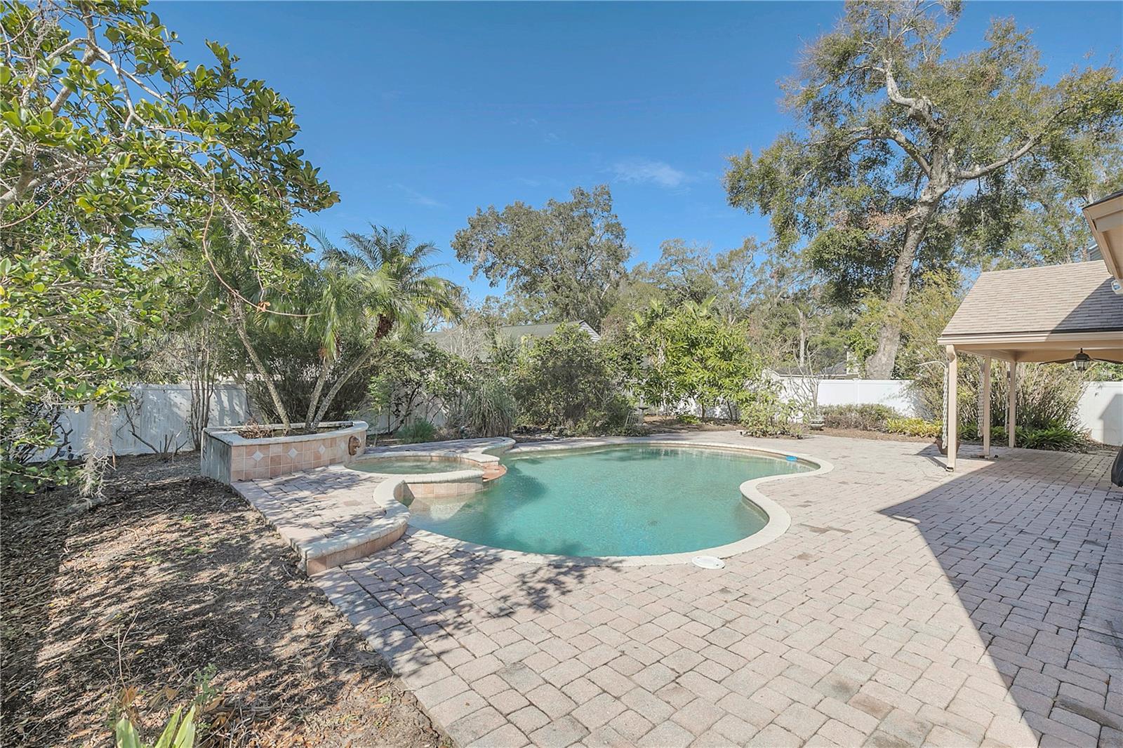 2102 COUNTRY SIDE DR, APOPKA, FL, 32712