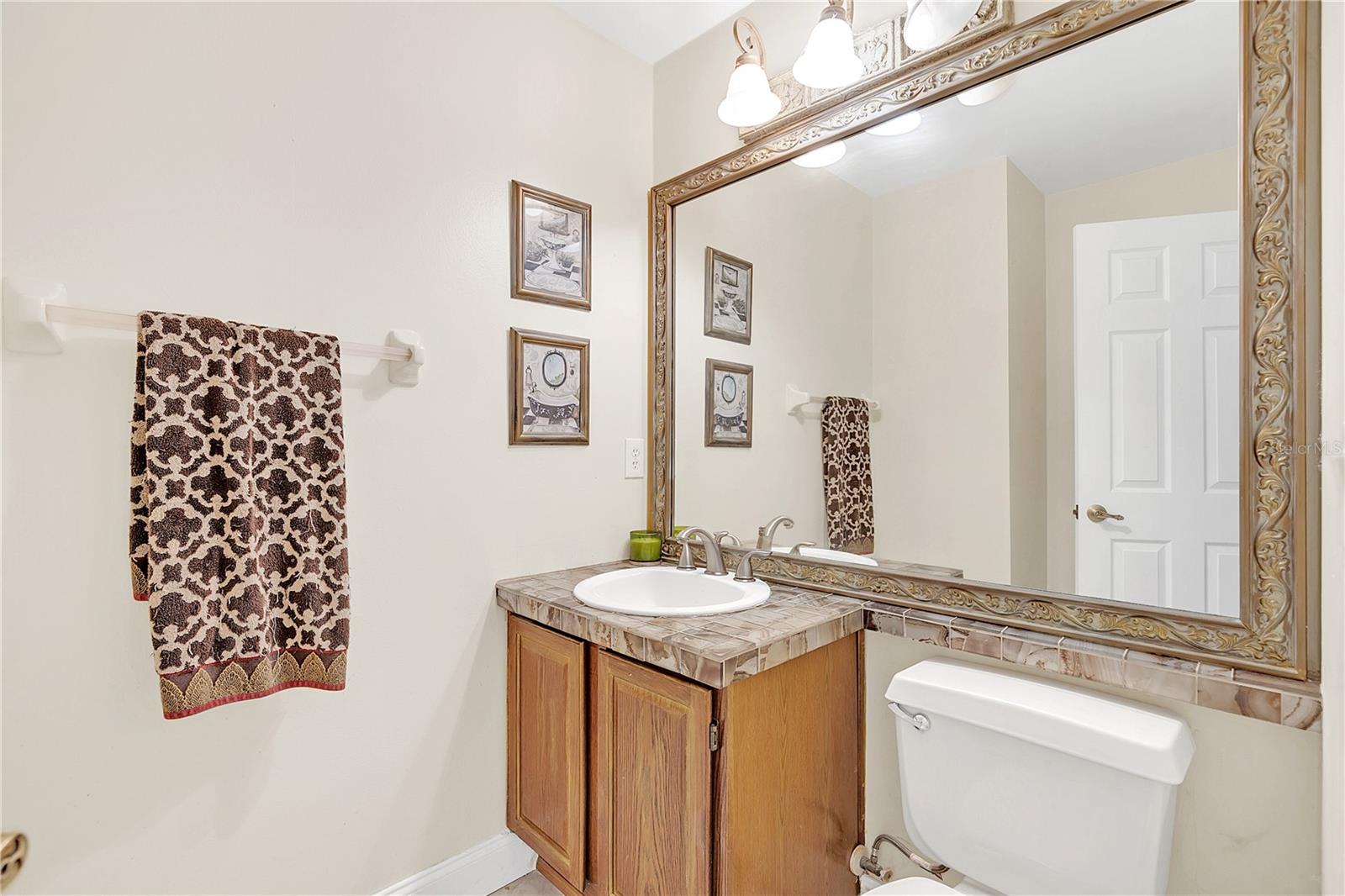 2102 COUNTRY SIDE DR, APOPKA, FL, 32712