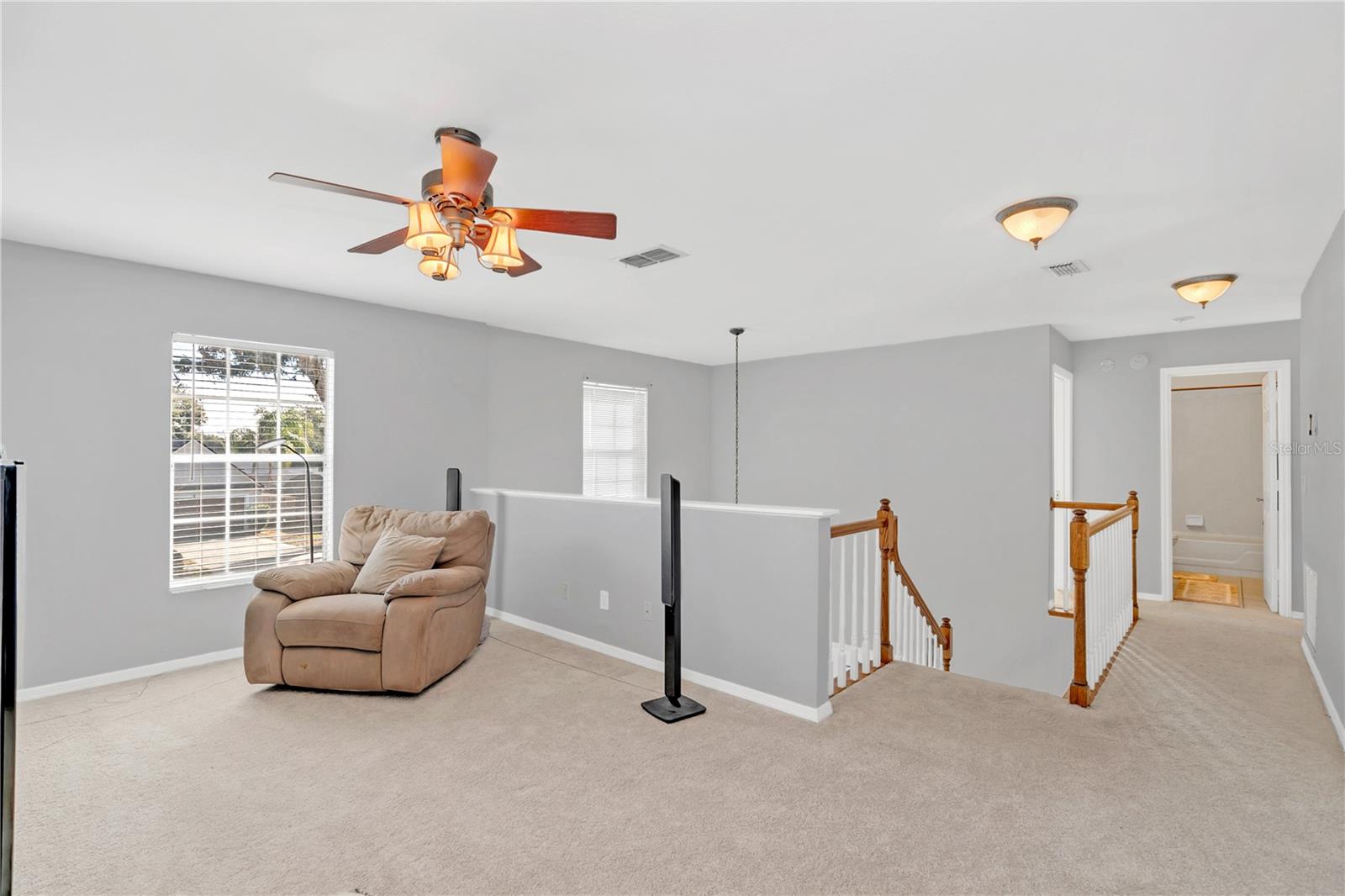 2102 COUNTRY SIDE DR, APOPKA, FL, 32712