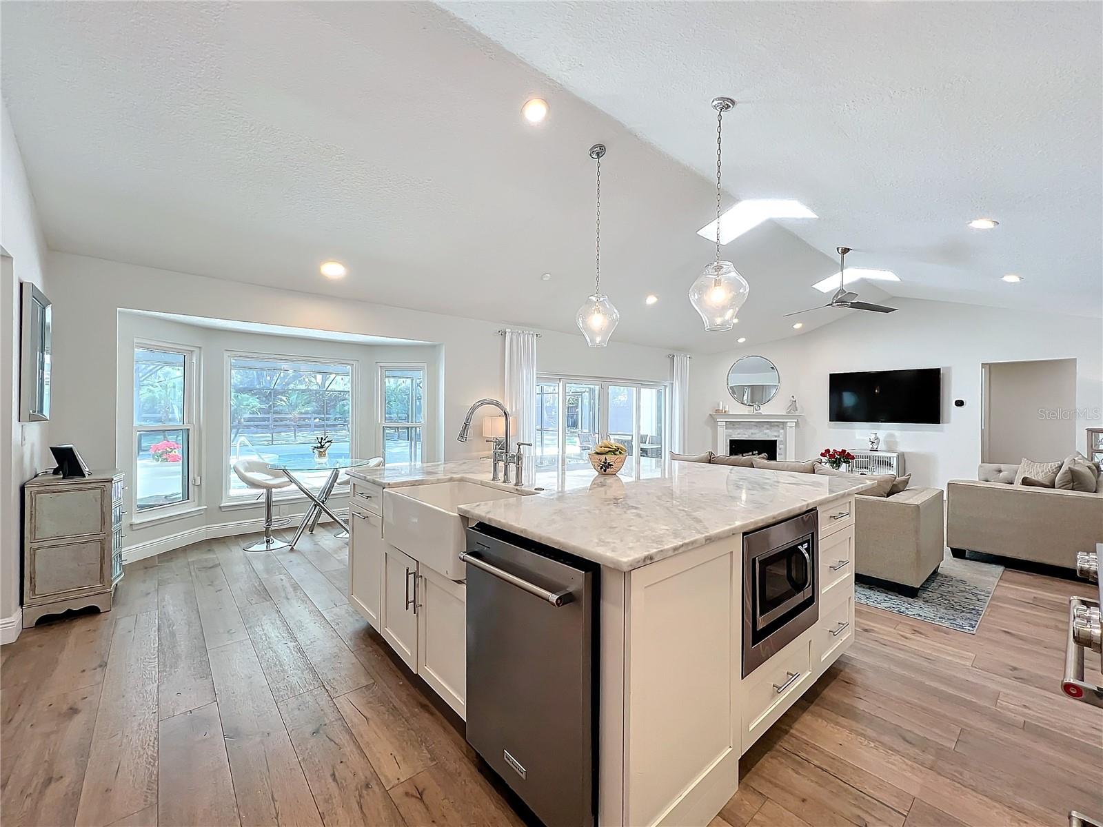 3302 JUST-A-MERE COURT, WINDERMERE, FL, 34786