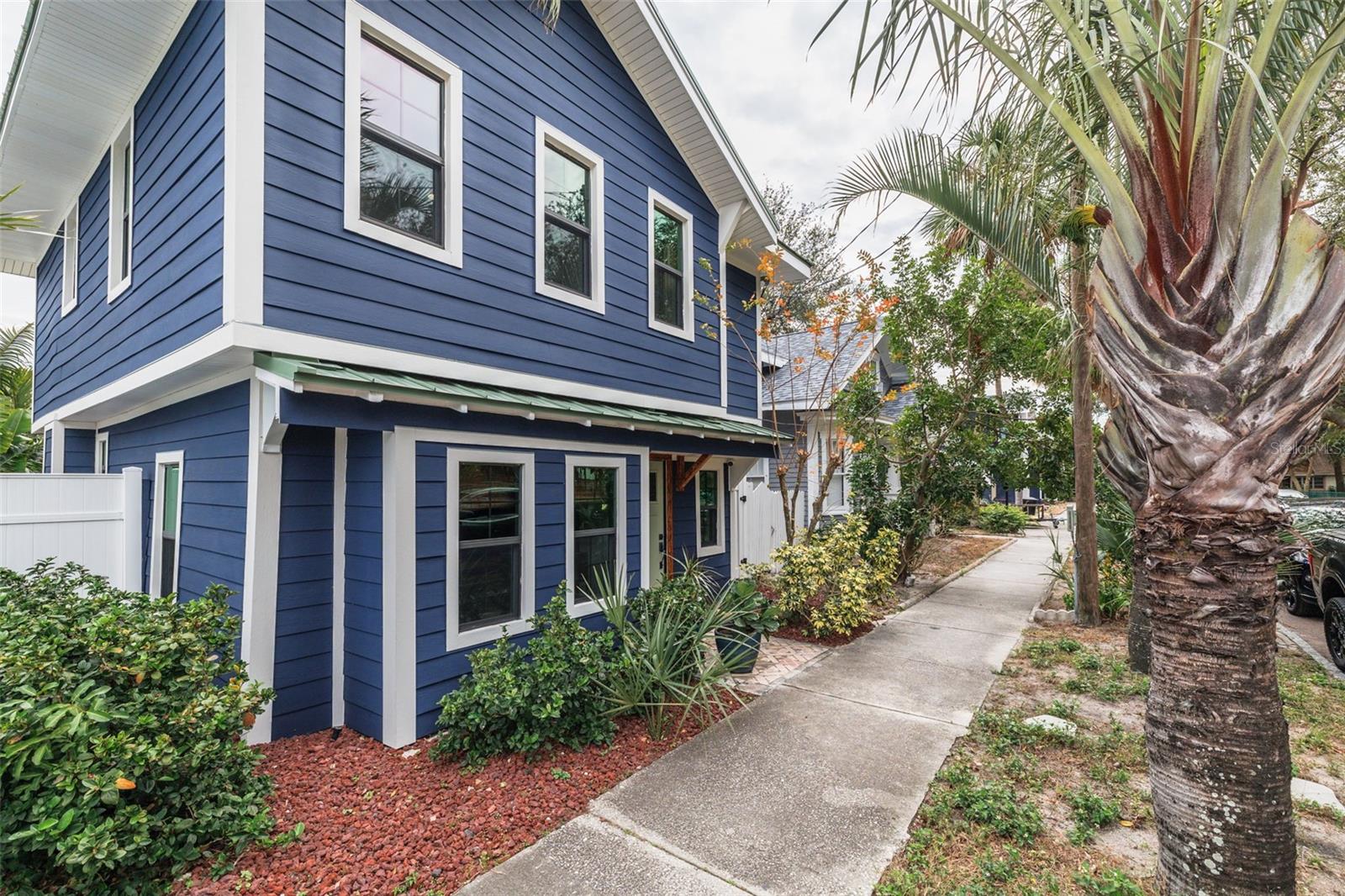 605 7TH ST N, ST PETERSBURG, FL, 33701