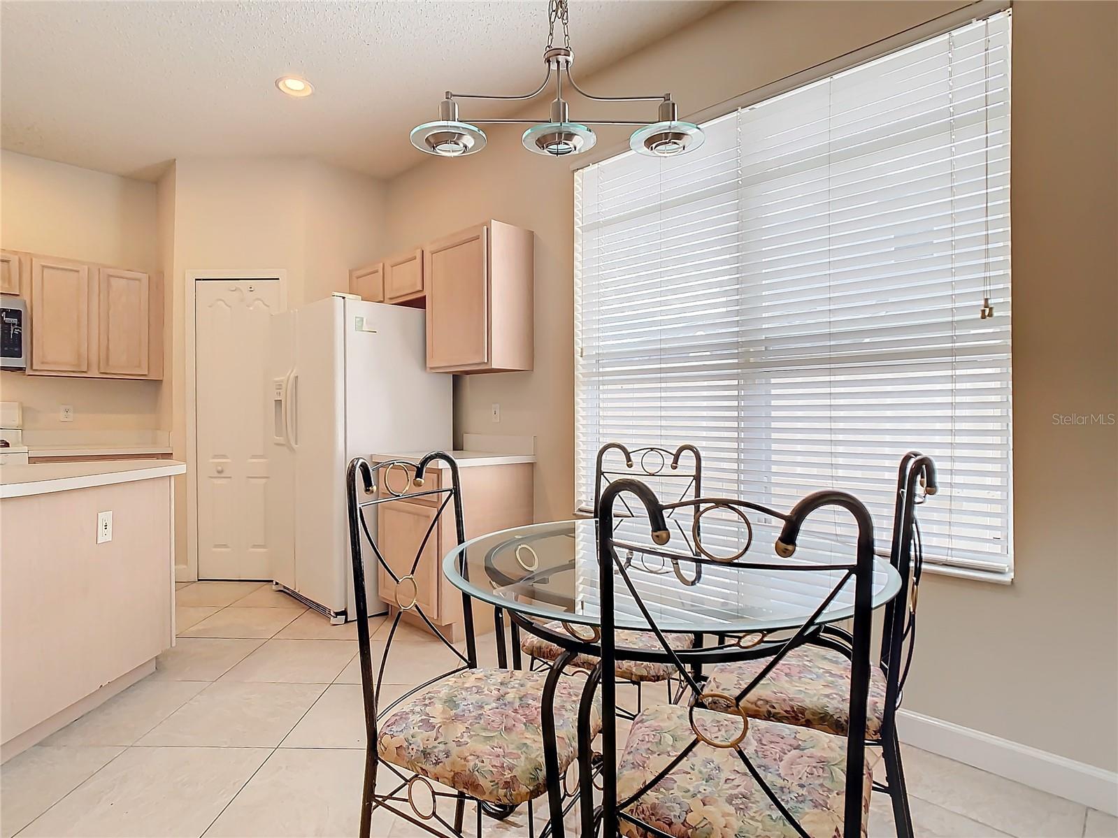 6808 CHERRY GROVE CIR, ORLANDO, FL, 32809