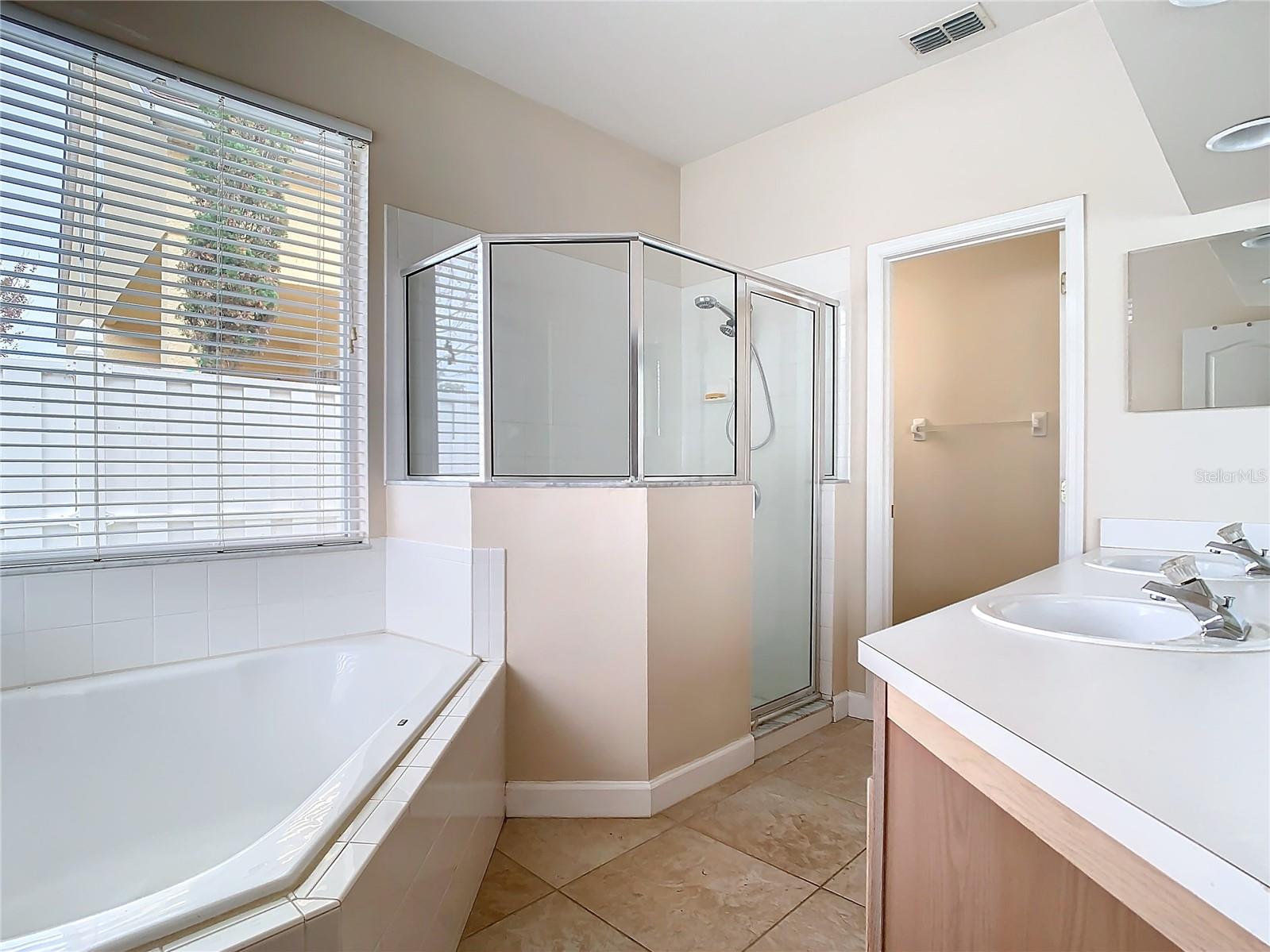 6808 CHERRY GROVE CIR, ORLANDO, FL, 32809