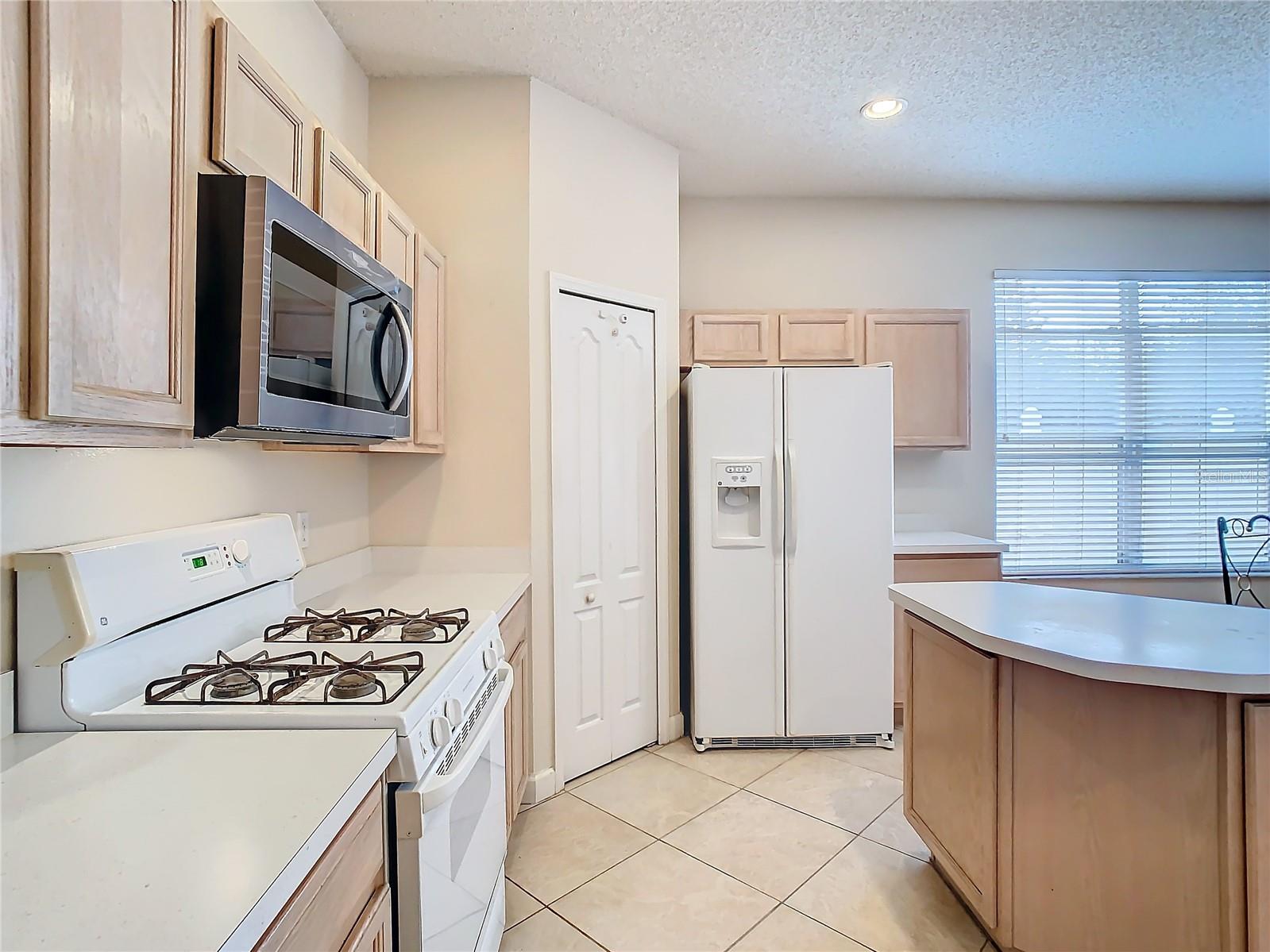 6808 CHERRY GROVE CIR, ORLANDO, FL, 32809