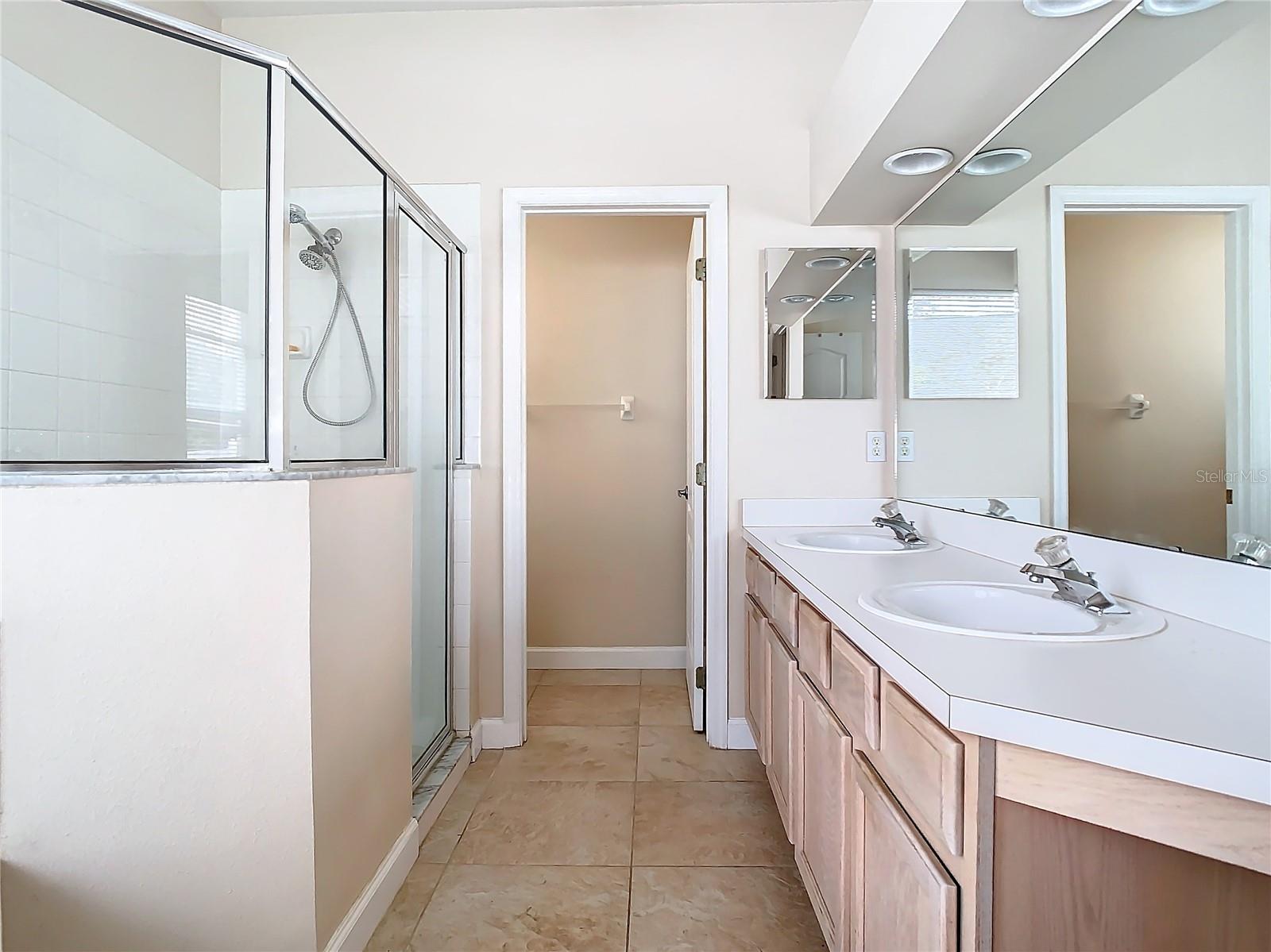6808 CHERRY GROVE CIR, ORLANDO, FL, 32809