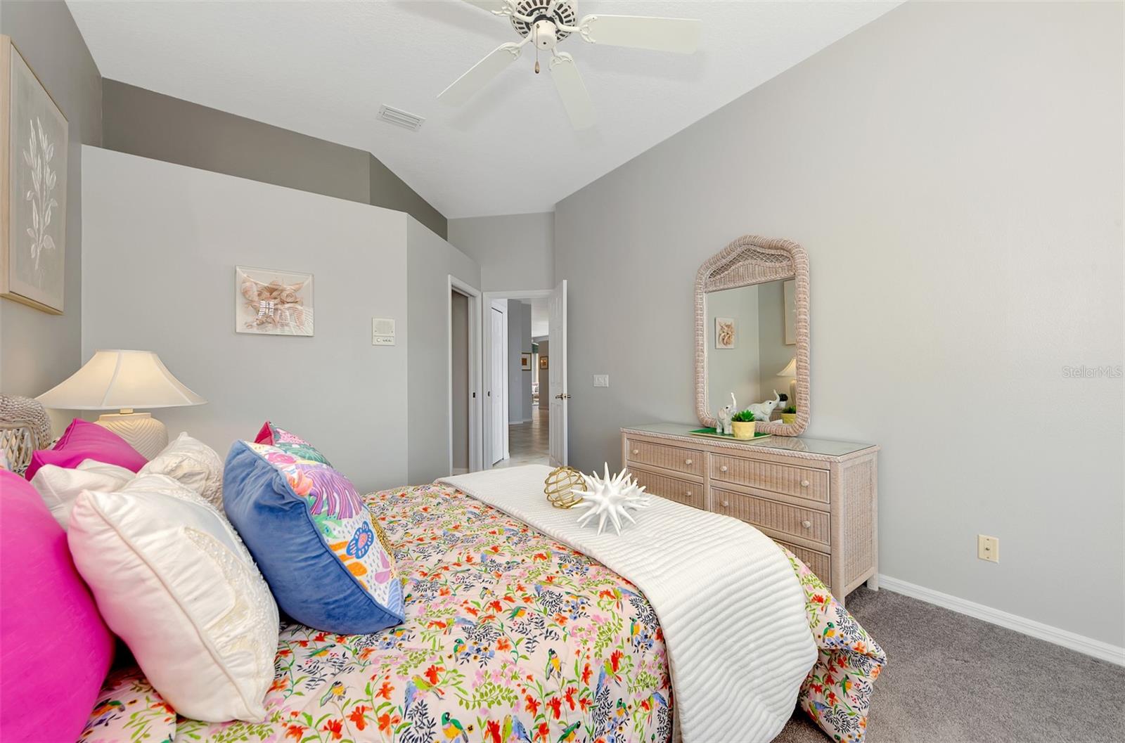 230 VESTAVIA DR, VENICE, FL, 34292