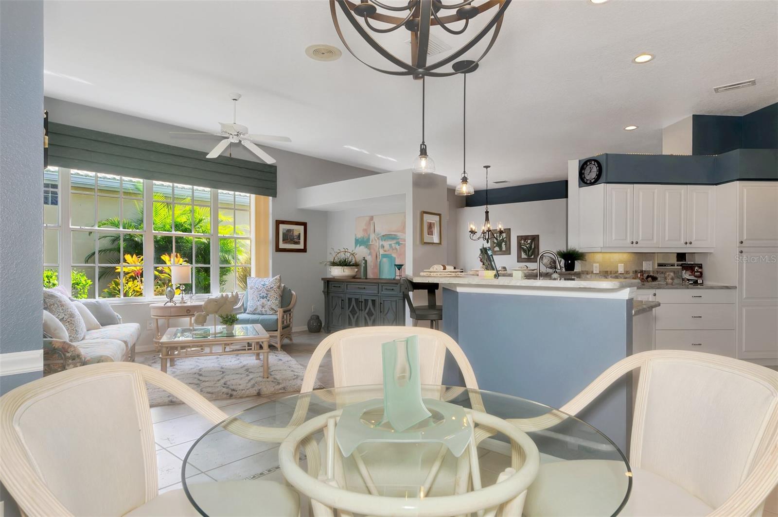 230 VESTAVIA DR, VENICE, FL, 34292