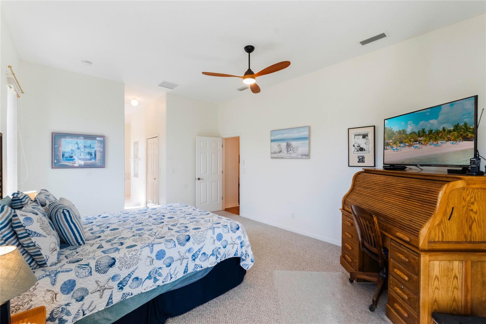 5502 BOUNTY CIR, TAVARES, FL, 32778