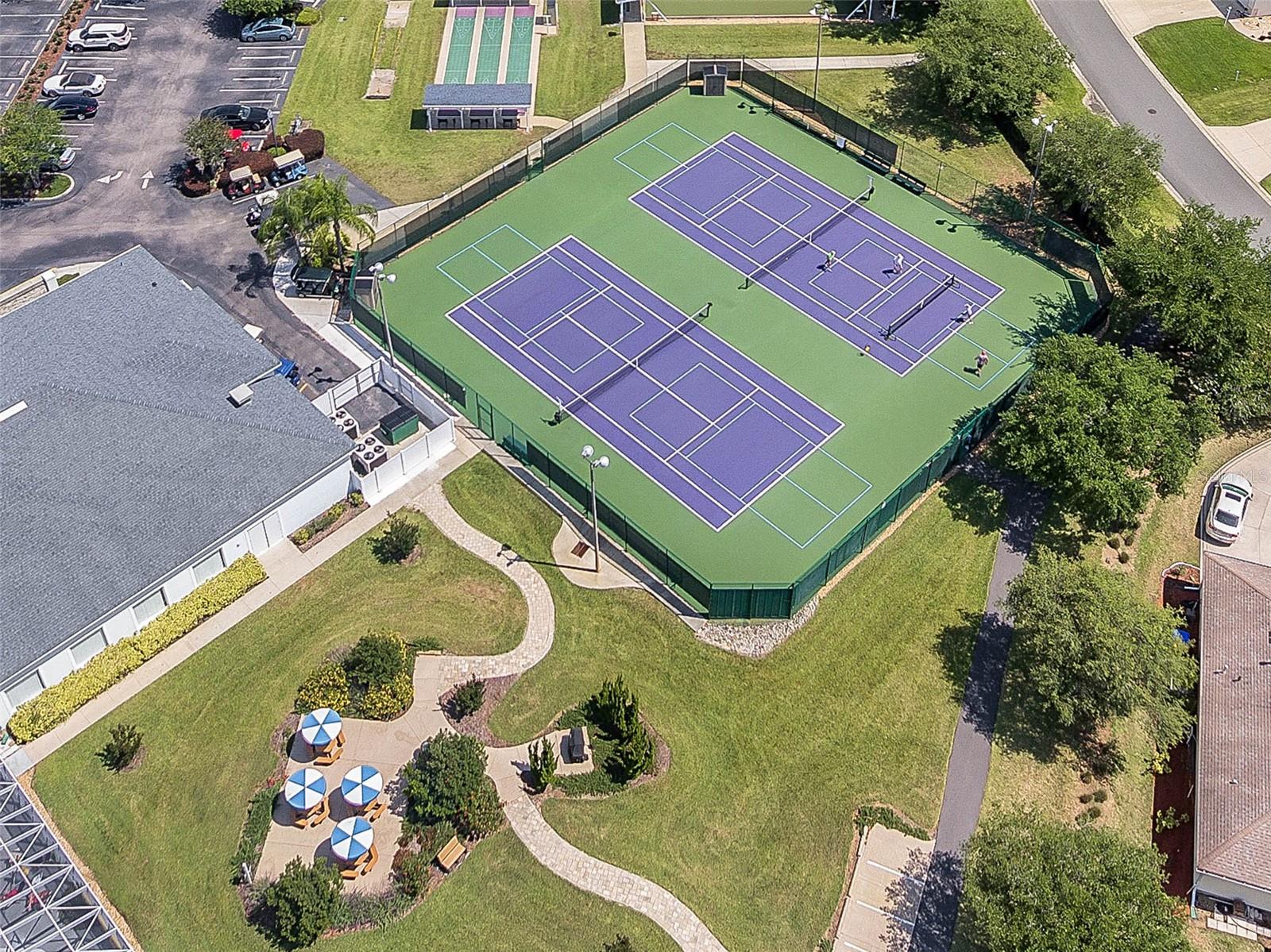 5502 BOUNTY CIR, TAVARES, FL, 32778