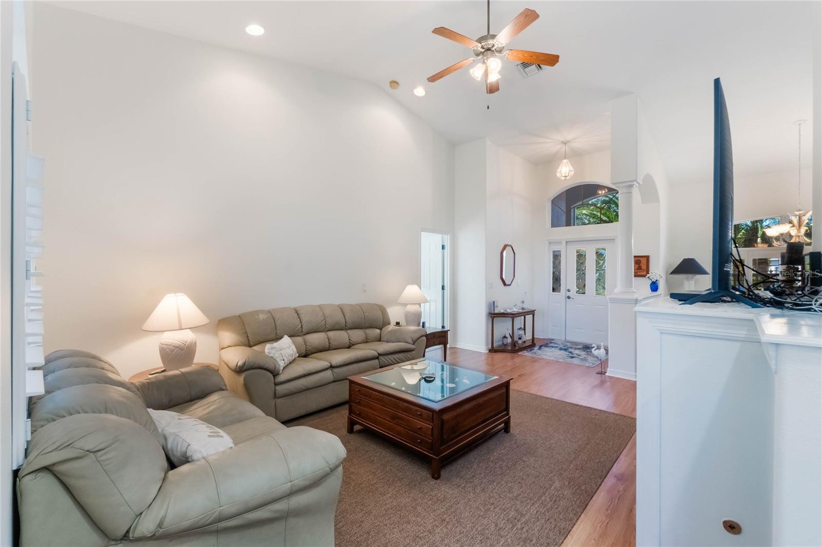 5502 BOUNTY CIR, TAVARES, FL, 32778