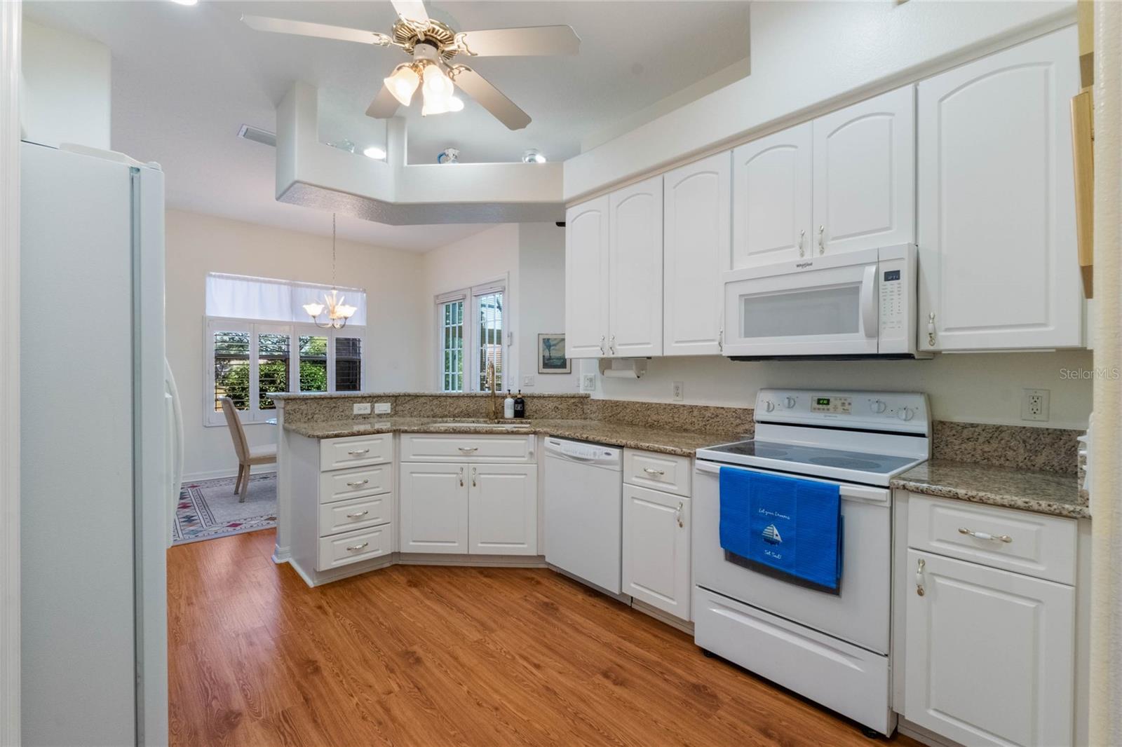 5502 BOUNTY CIR, TAVARES, FL, 32778