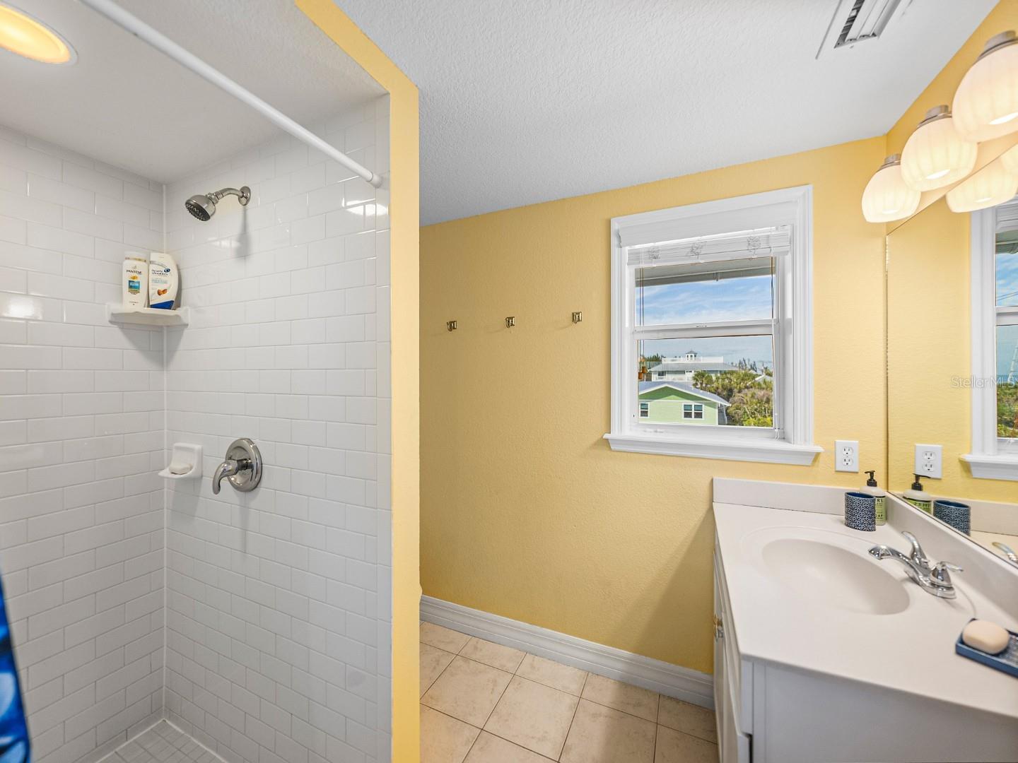 200 SEABREEZE CT, BOCA GRANDE, FL, 33921