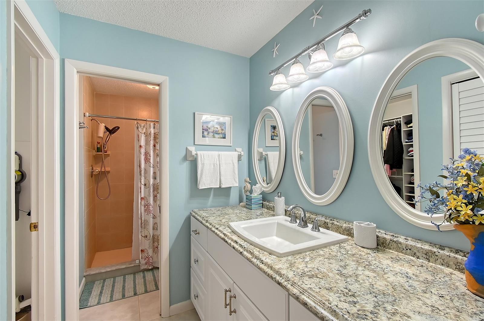 518 BOXWOOD LN, ENGLEWOOD, FL, 34223