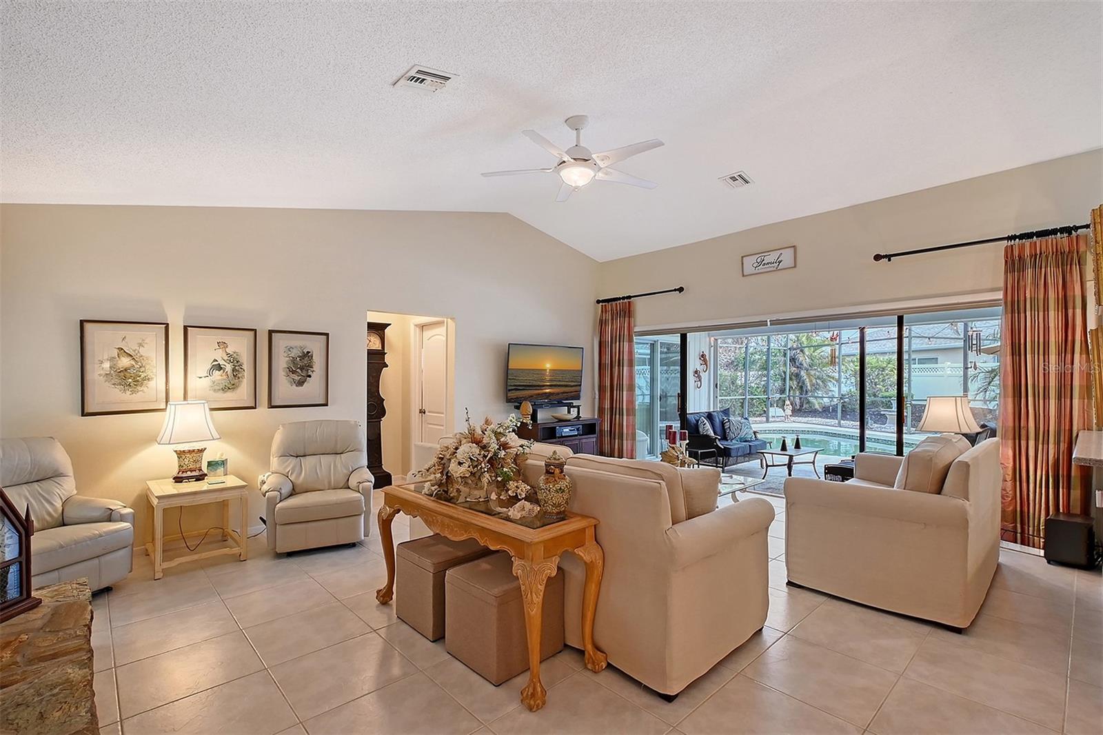 518 BOXWOOD LN, ENGLEWOOD, FL, 34223
