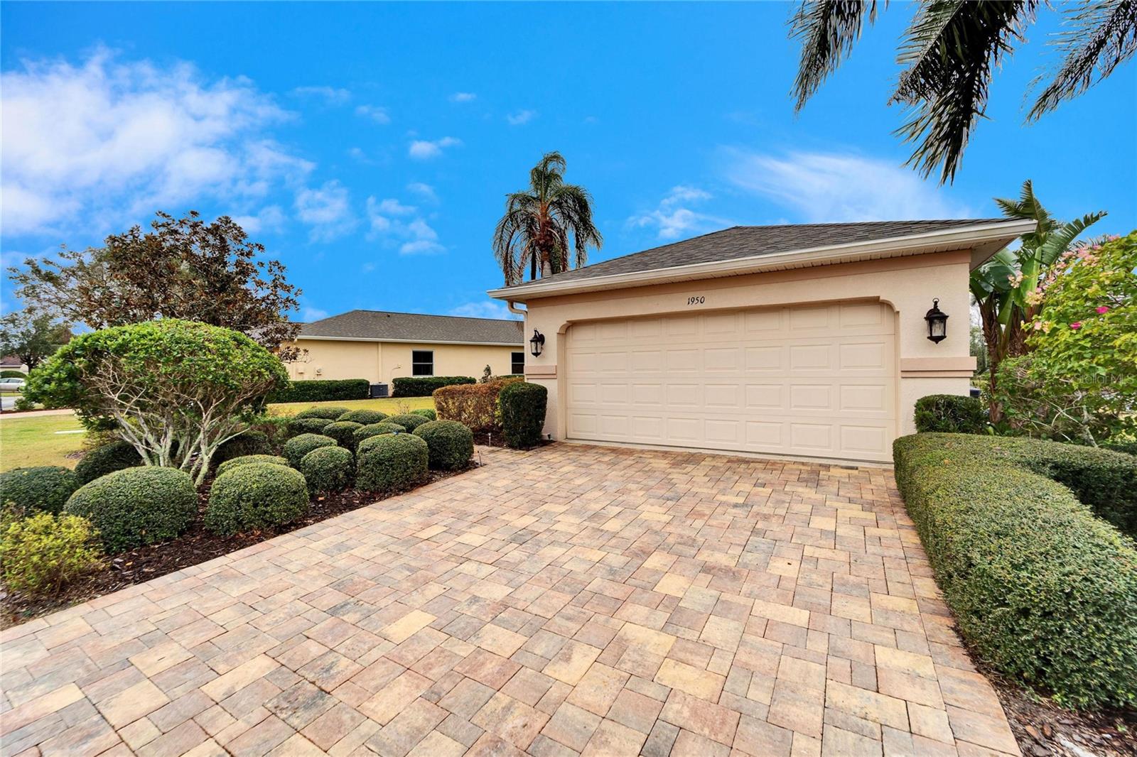 1950 STERLING GLEN CT, SUN CITY CENTER, FL, 33573