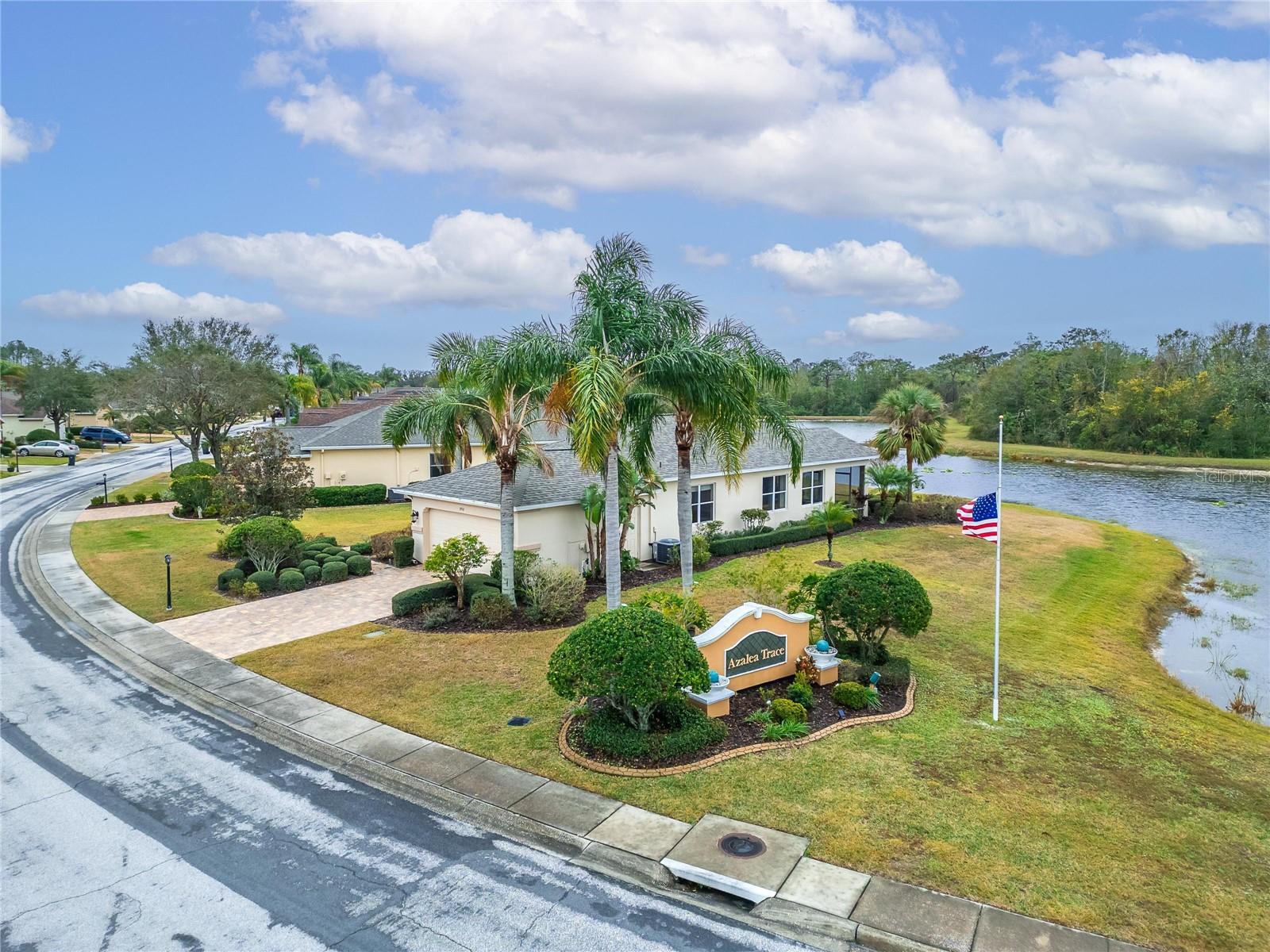 1950 STERLING GLEN CT, SUN CITY CENTER, FL, 33573