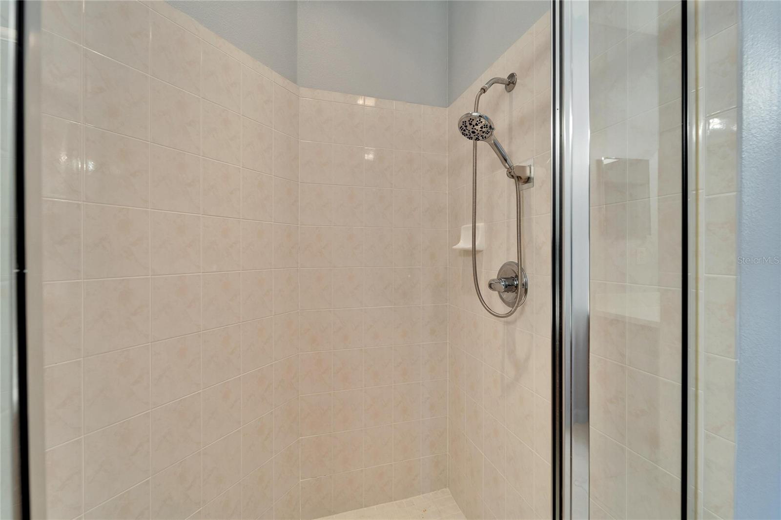 1950 STERLING GLEN CT, SUN CITY CENTER, FL, 33573