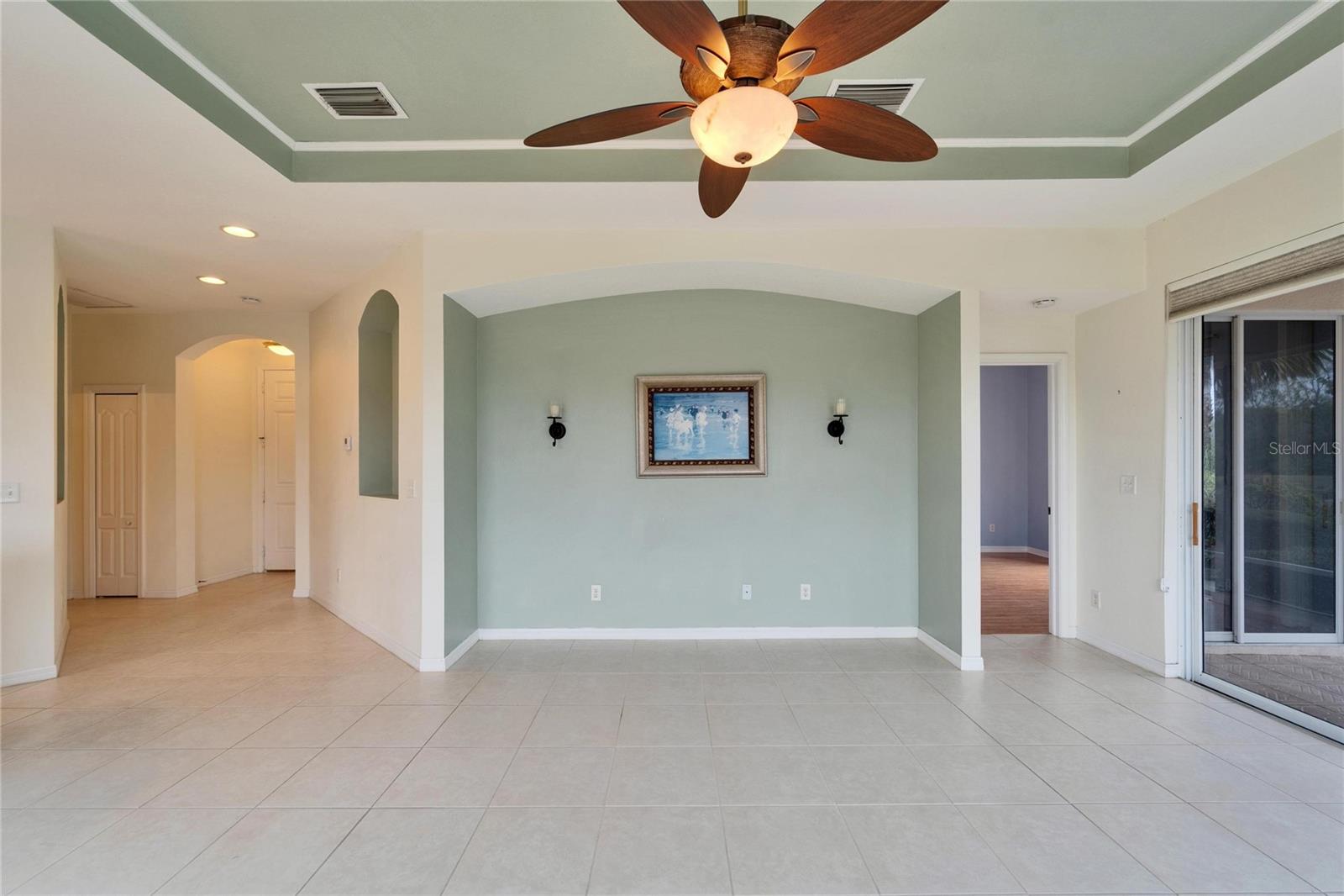 1950 STERLING GLEN CT, SUN CITY CENTER, FL, 33573