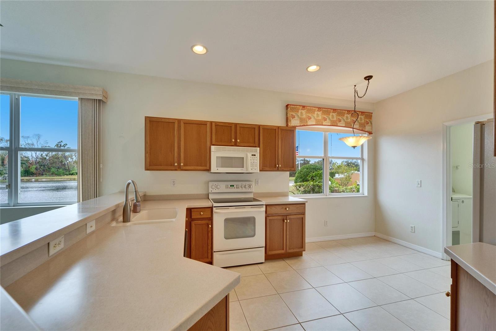 1950 STERLING GLEN CT, SUN CITY CENTER, FL, 33573