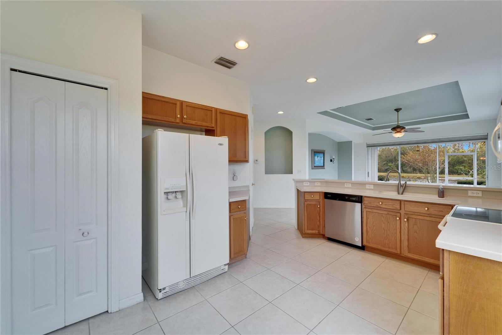 1950 STERLING GLEN CT, SUN CITY CENTER, FL, 33573