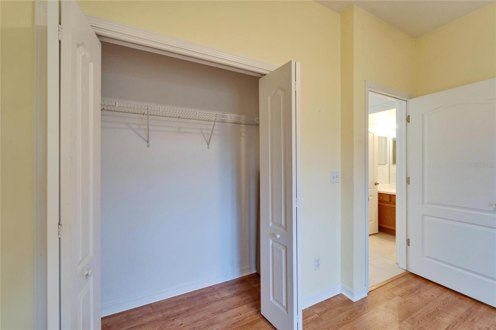 1950 STERLING GLEN CT, SUN CITY CENTER, FL, 33573