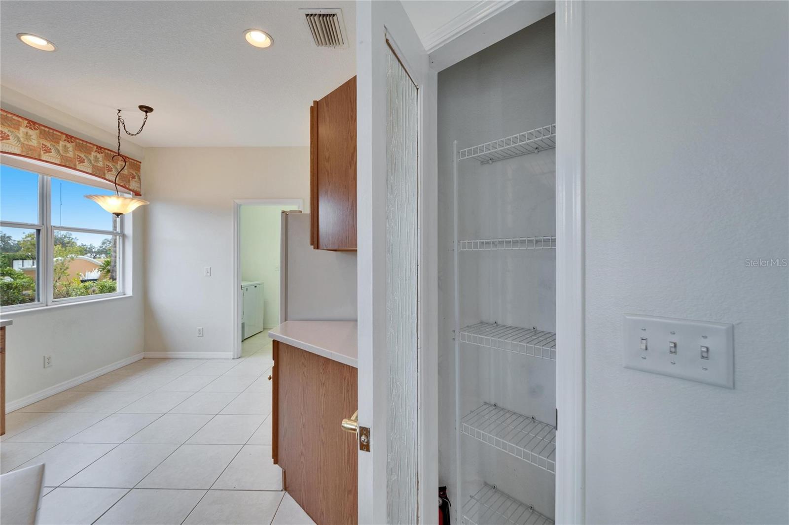 1950 STERLING GLEN CT, SUN CITY CENTER, FL, 33573