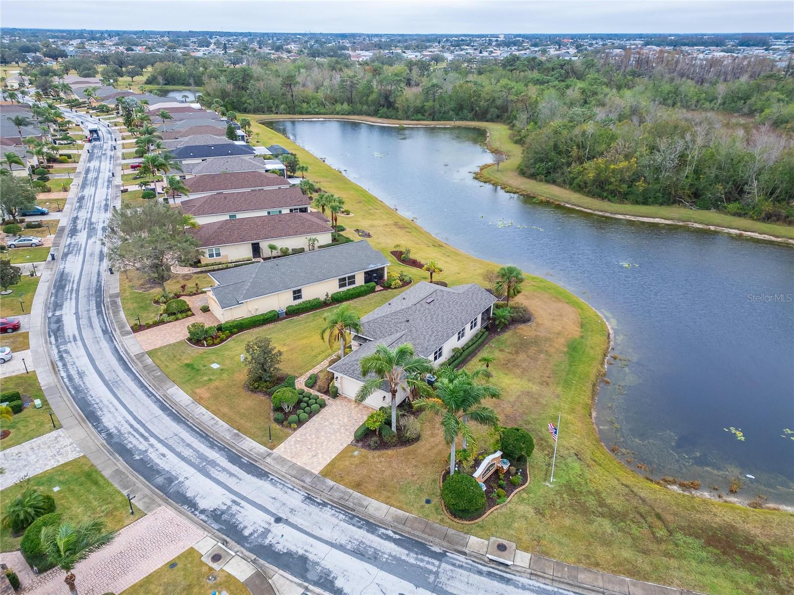 1950 STERLING GLEN CT, SUN CITY CENTER, FL, 33573