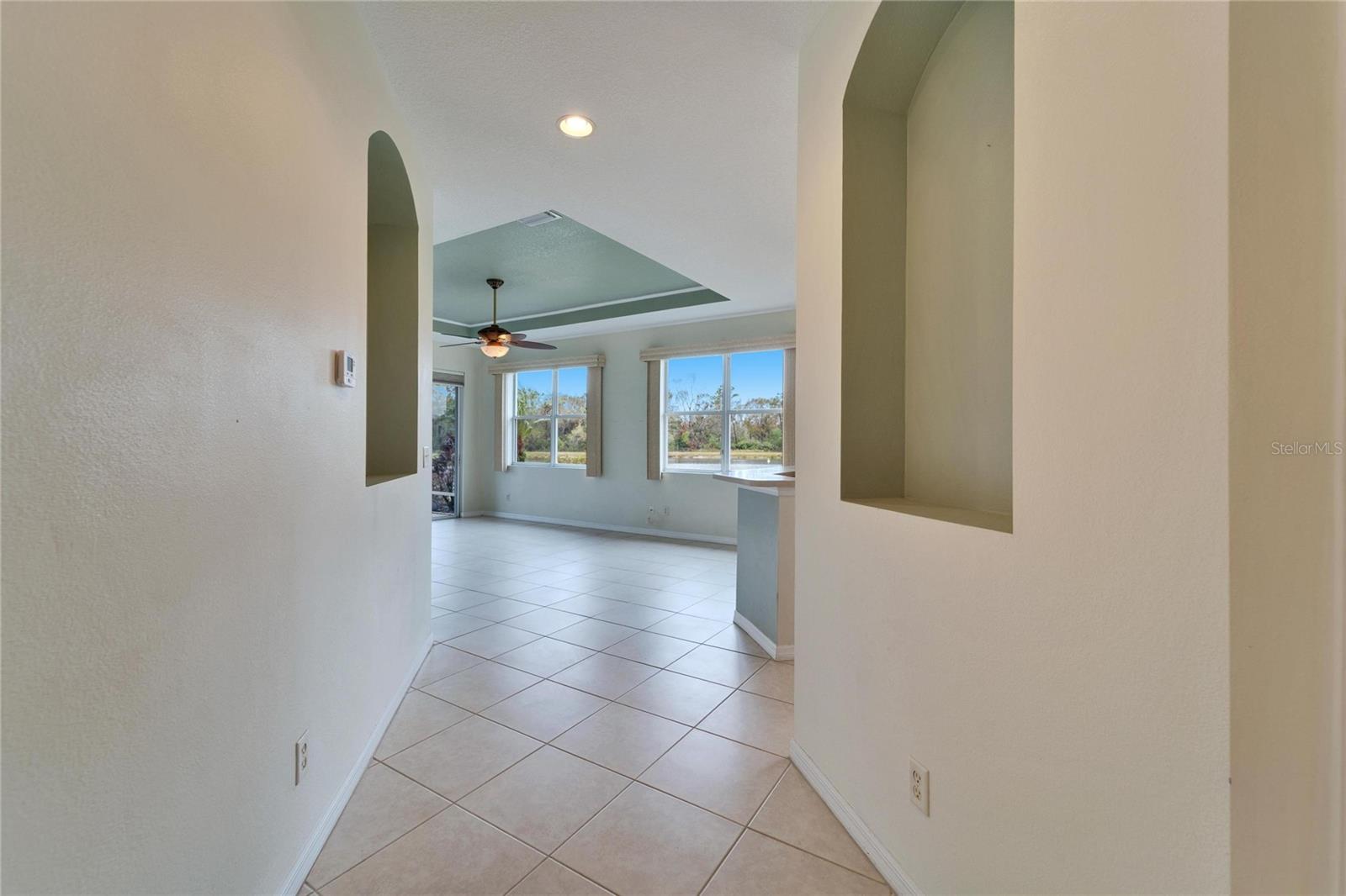 1950 STERLING GLEN CT, SUN CITY CENTER, FL, 33573