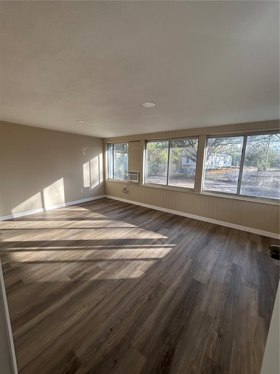 7201 49TH AVE S, TAMPA, FL, 33619