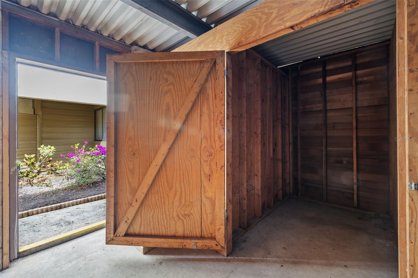 4154 PINELAKE LN #101, TAMPA, FL, 33618