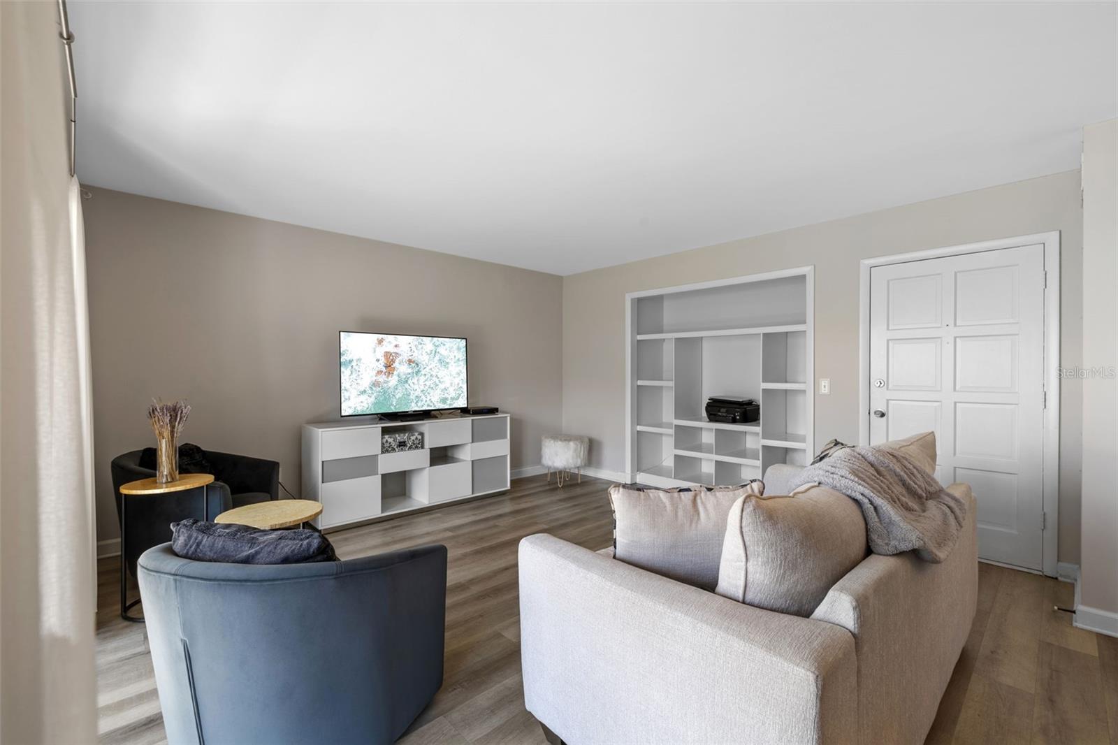 4154 PINELAKE LN #101, TAMPA, FL, 33618