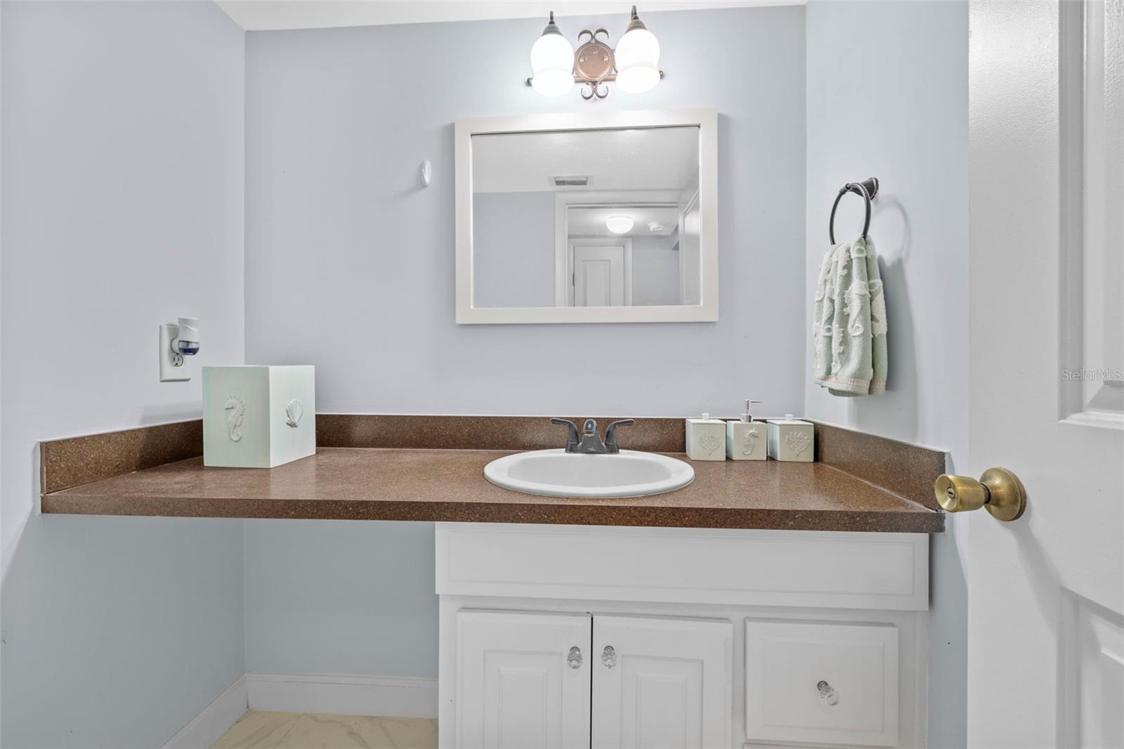 4154 PINELAKE LN #101, TAMPA, FL, 33618