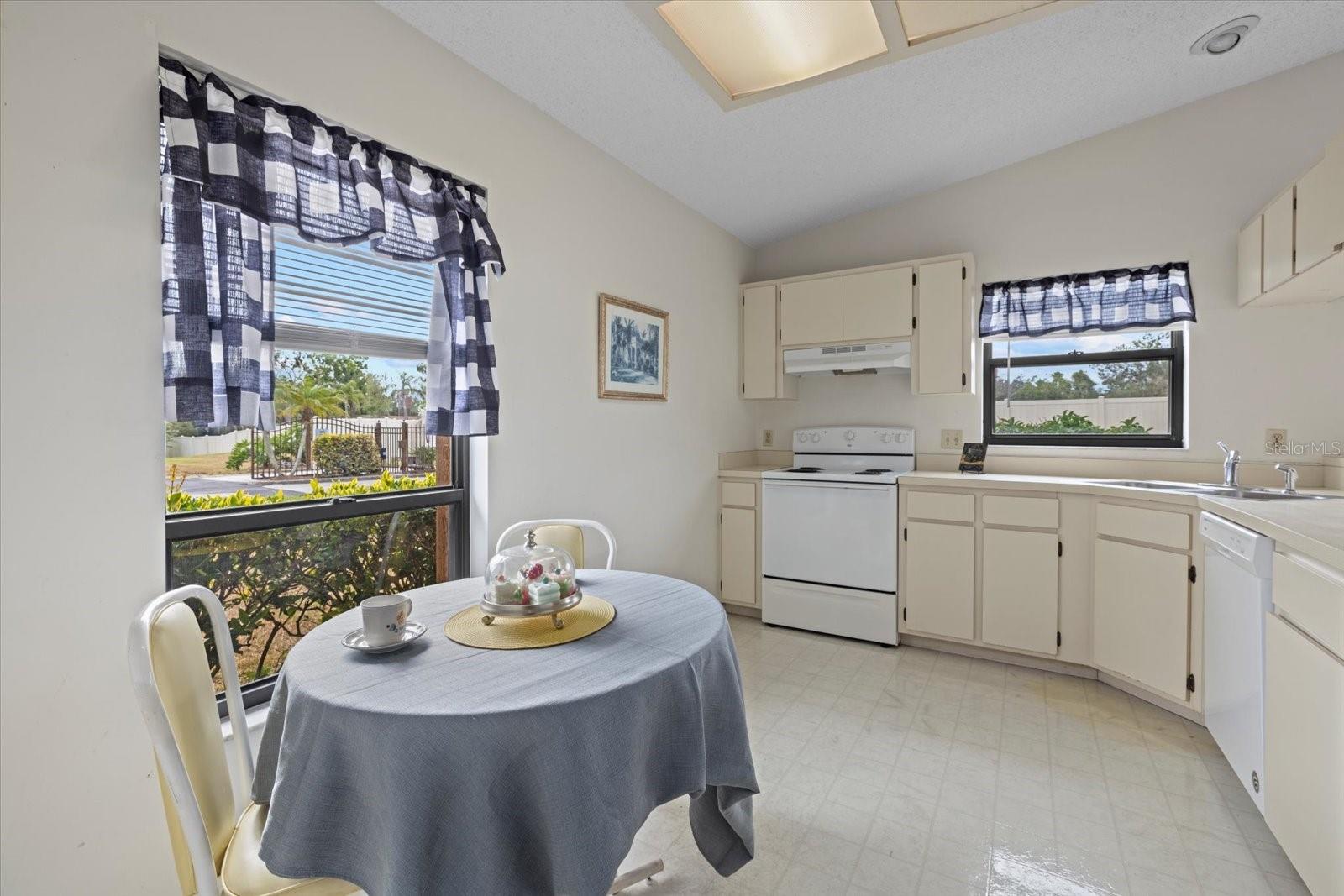 1700 CURRY AVE #37, NOKOMIS, FL, 34275