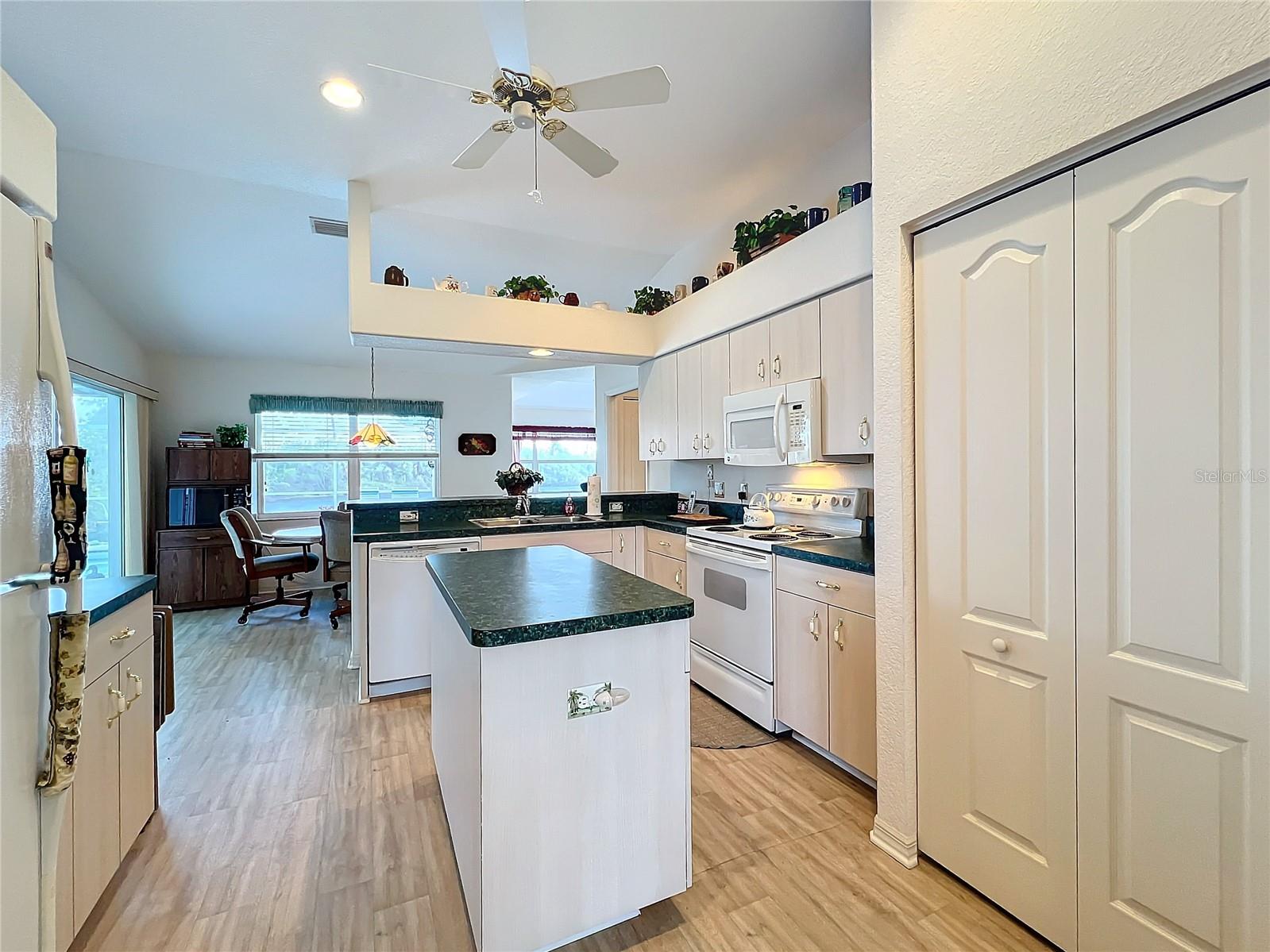 252 MEDALIST RD, ROTONDA WEST, FL, 33947