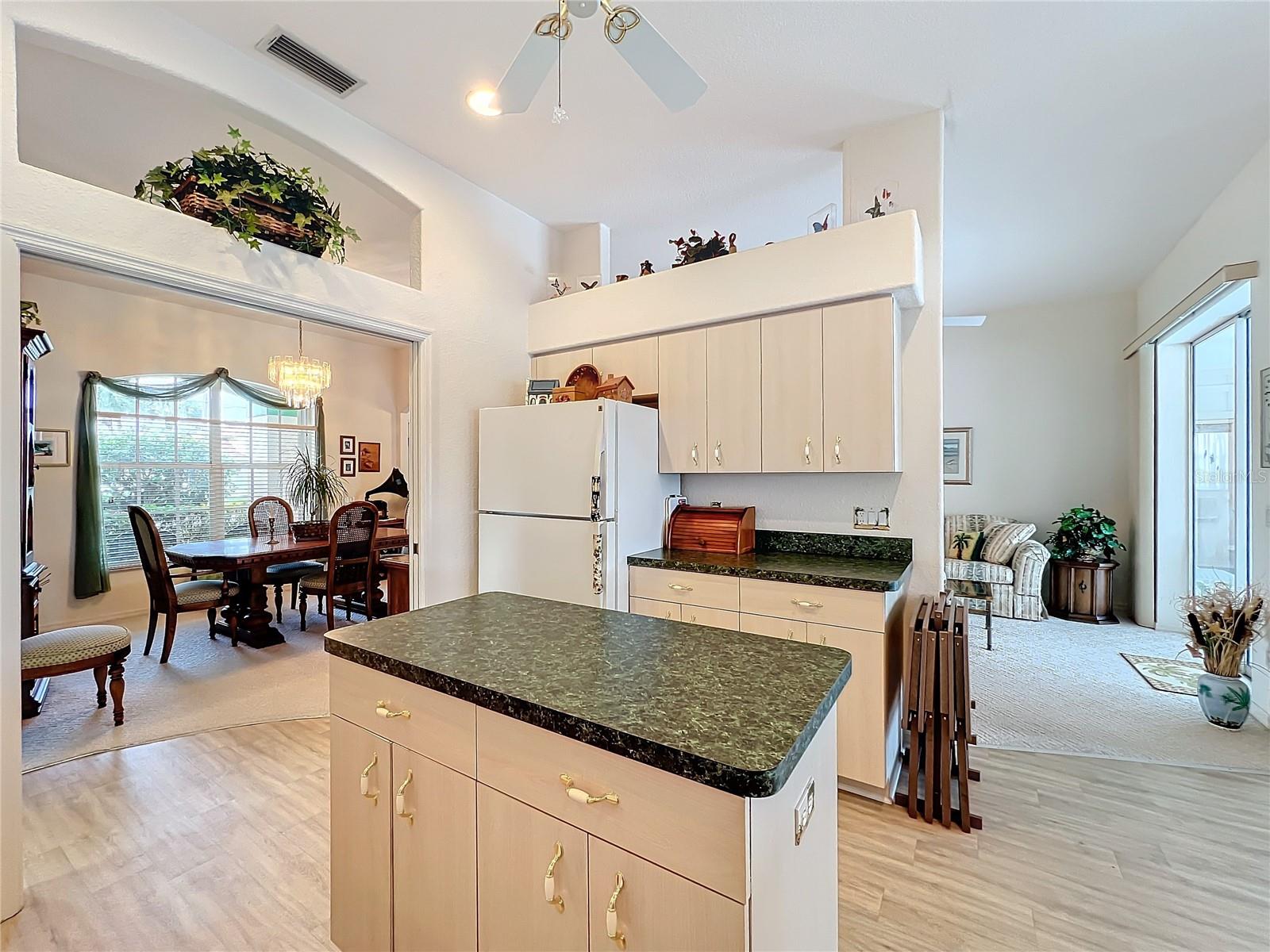 252 MEDALIST RD, ROTONDA WEST, FL, 33947