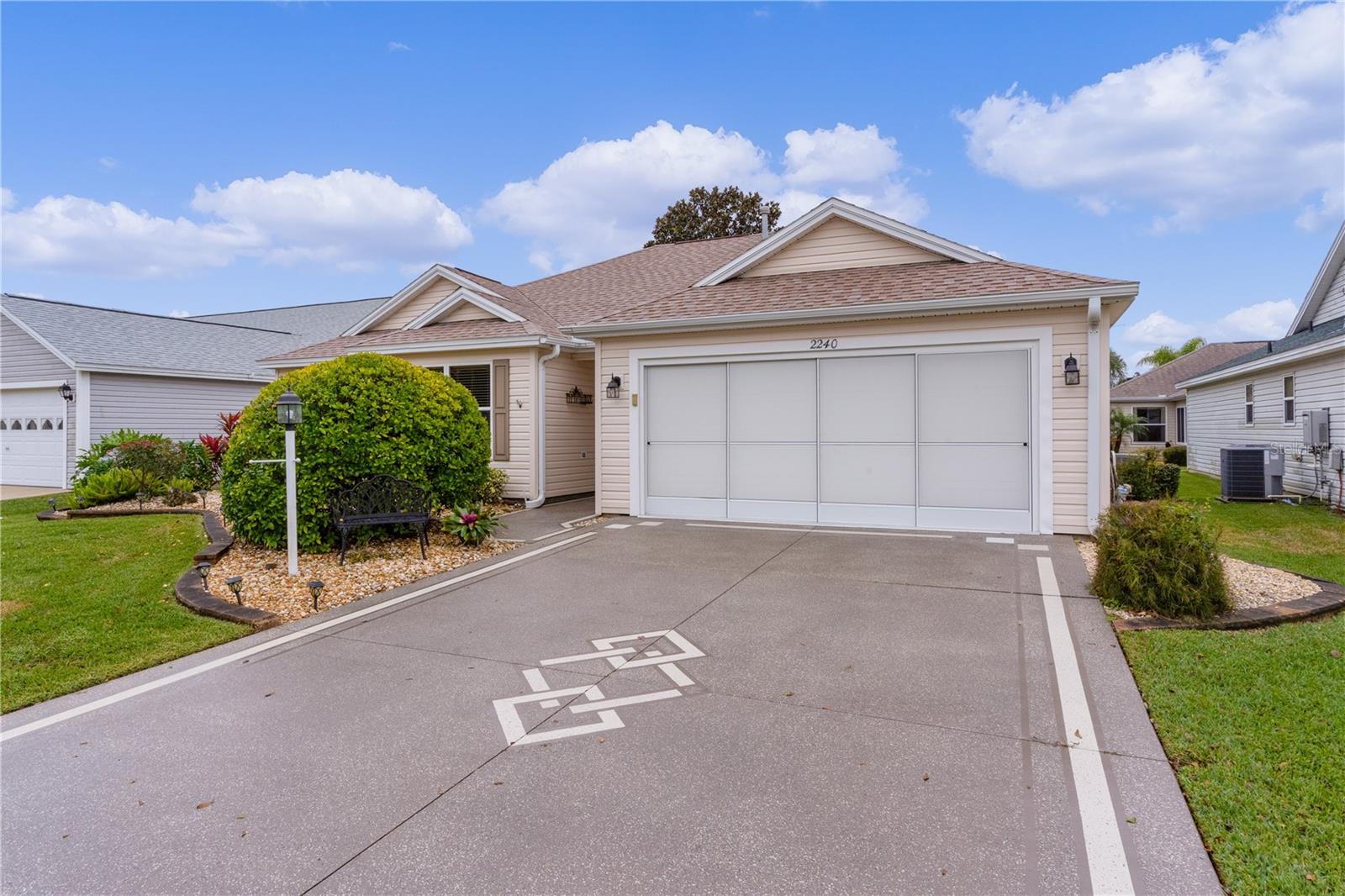 2240 AVON LOOP, THE VILLAGES, FL, 32162