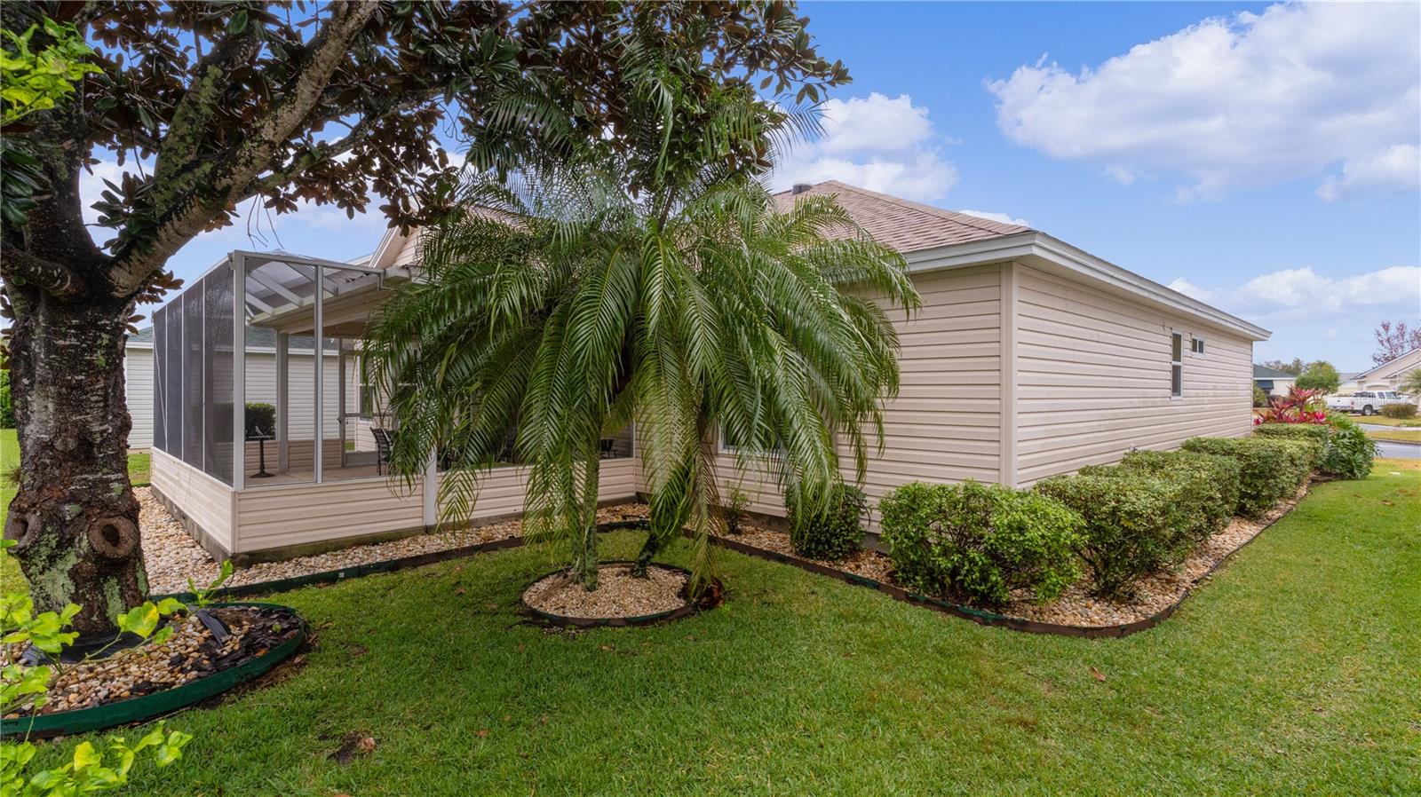 2240 AVON LOOP, THE VILLAGES, FL, 32162