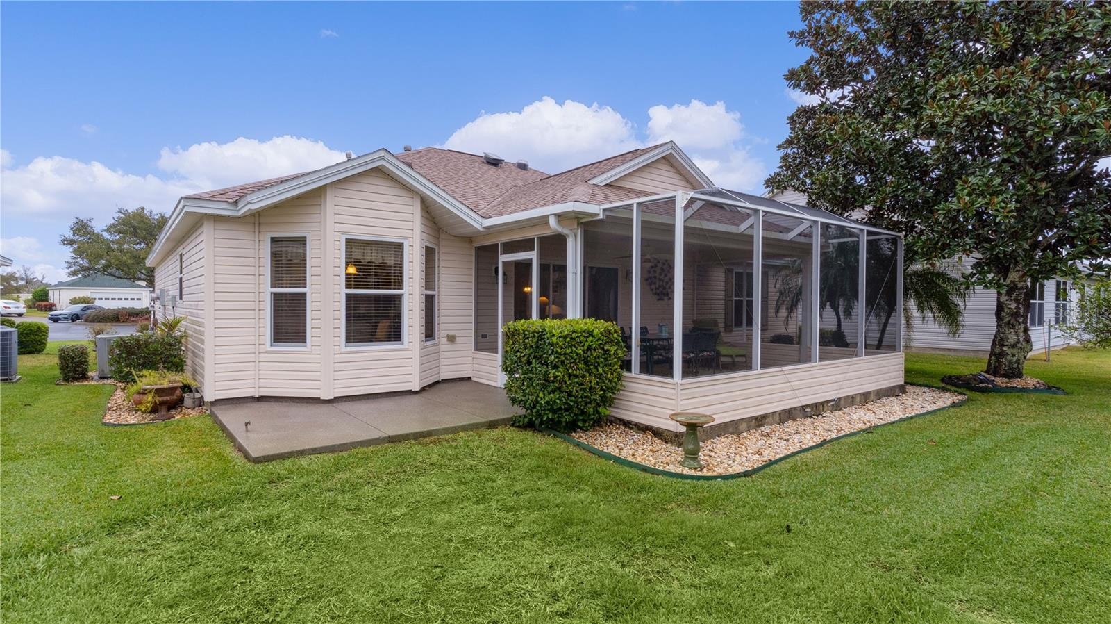 2240 AVON LOOP, THE VILLAGES, FL, 32162