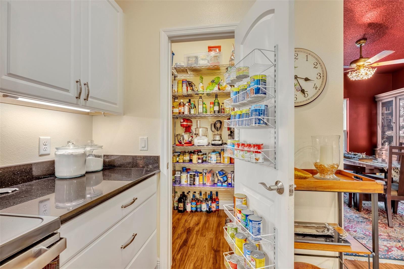 214 FOREST PARK LN, LADY LAKE, FL, 32159
