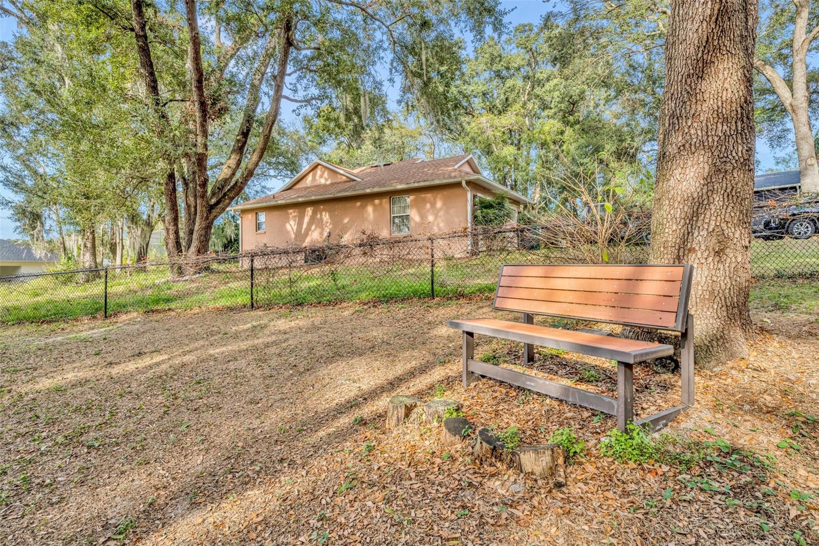 214 FOREST PARK LN, LADY LAKE, FL, 32159