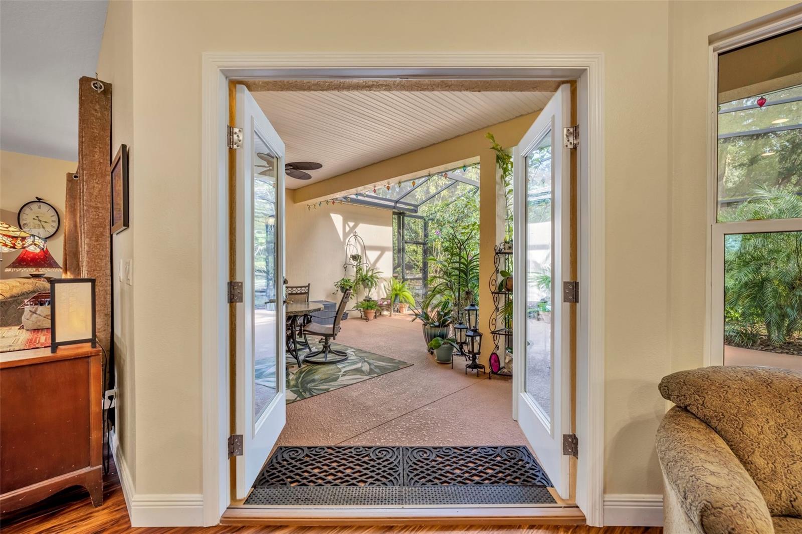 214 FOREST PARK LN, LADY LAKE, FL, 32159