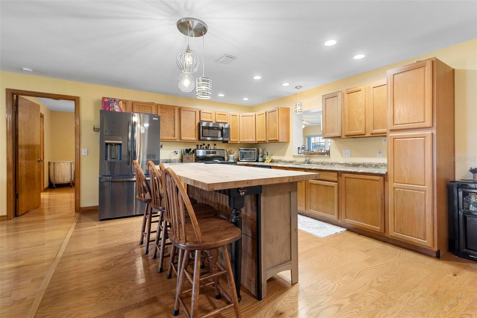 1614 PARADISE LN, ASTOR, FL, 32102