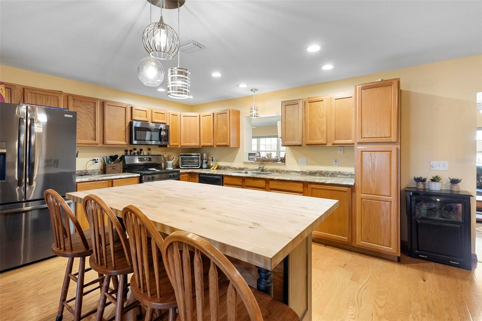 1614 PARADISE LN, ASTOR, FL, 32102
