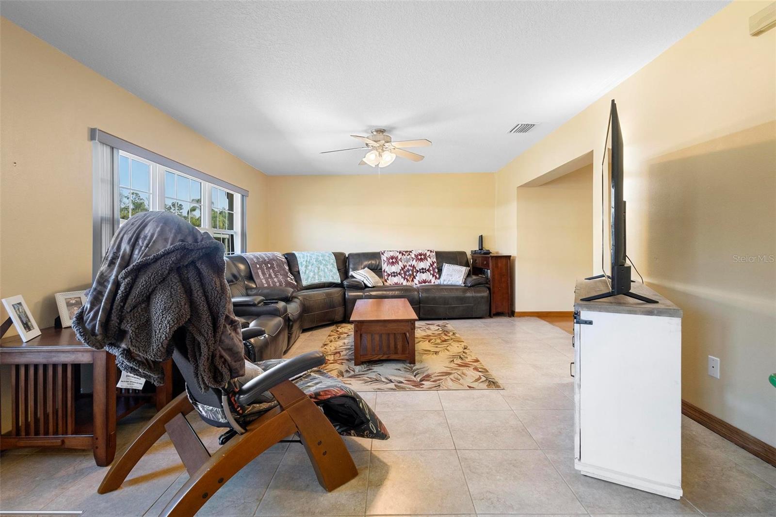 1614 PARADISE LN, ASTOR, FL, 32102