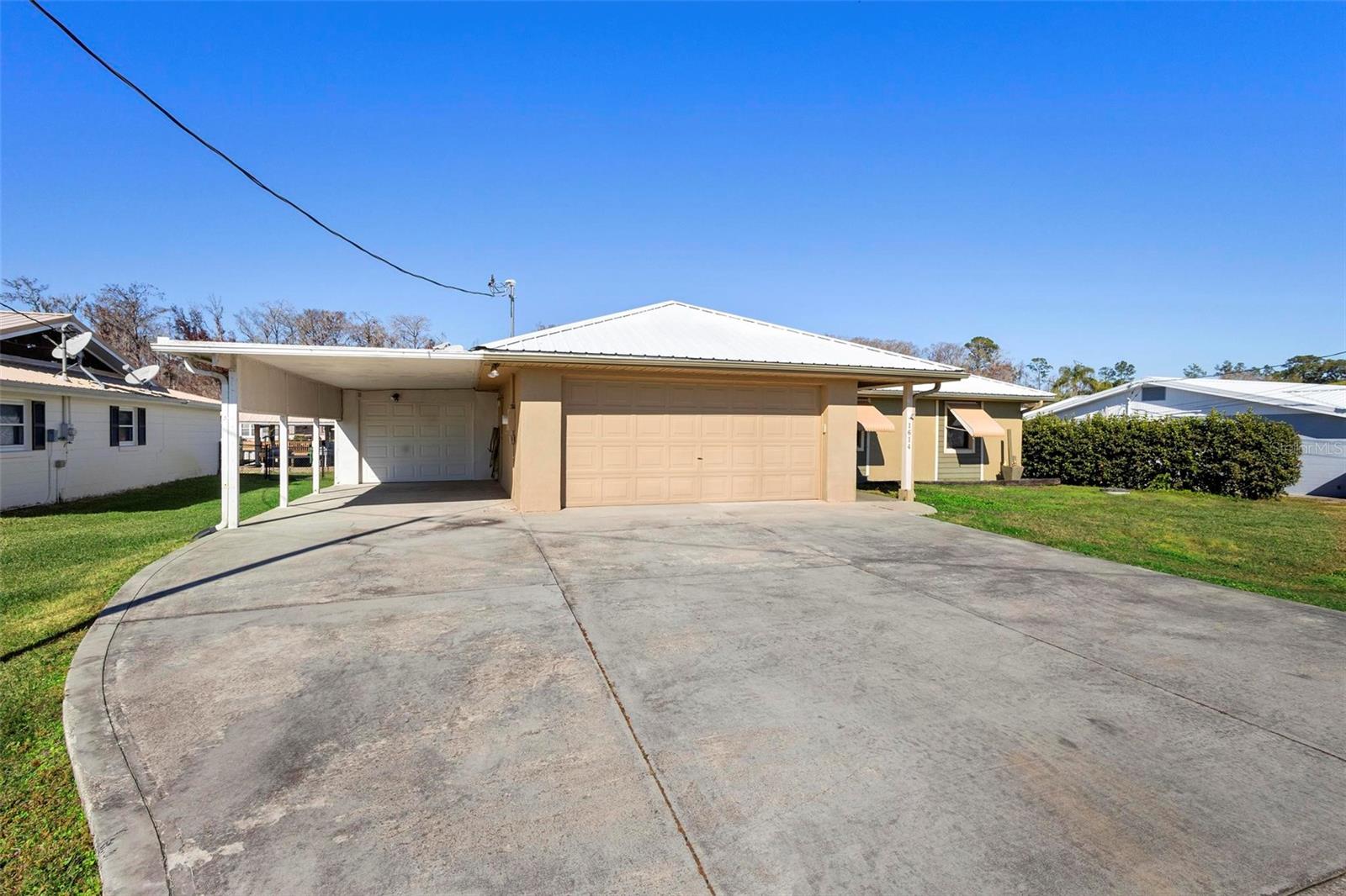 1614 PARADISE LN, ASTOR, FL, 32102