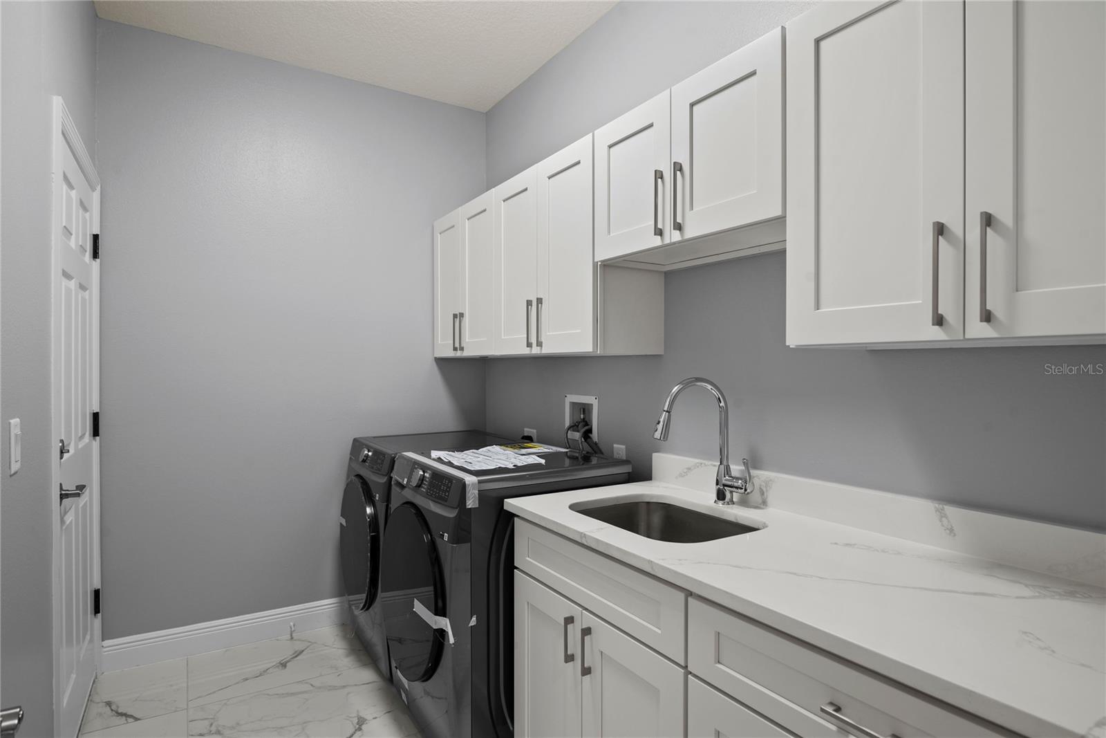 34001 VALENCIA DR, LEESBURG, FL, 34788