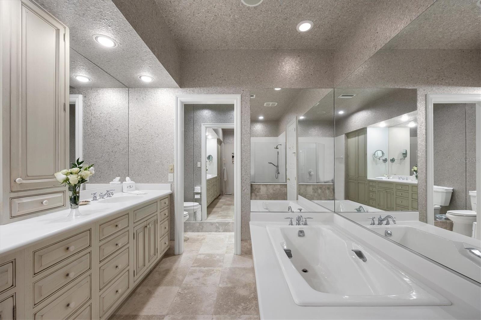 7261 VILLA DESTE DR, SARASOTA, FL, 34238
