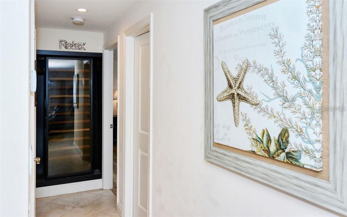 5830 MIDNIGHT PASS RD #502, SARASOTA, FL, 34242