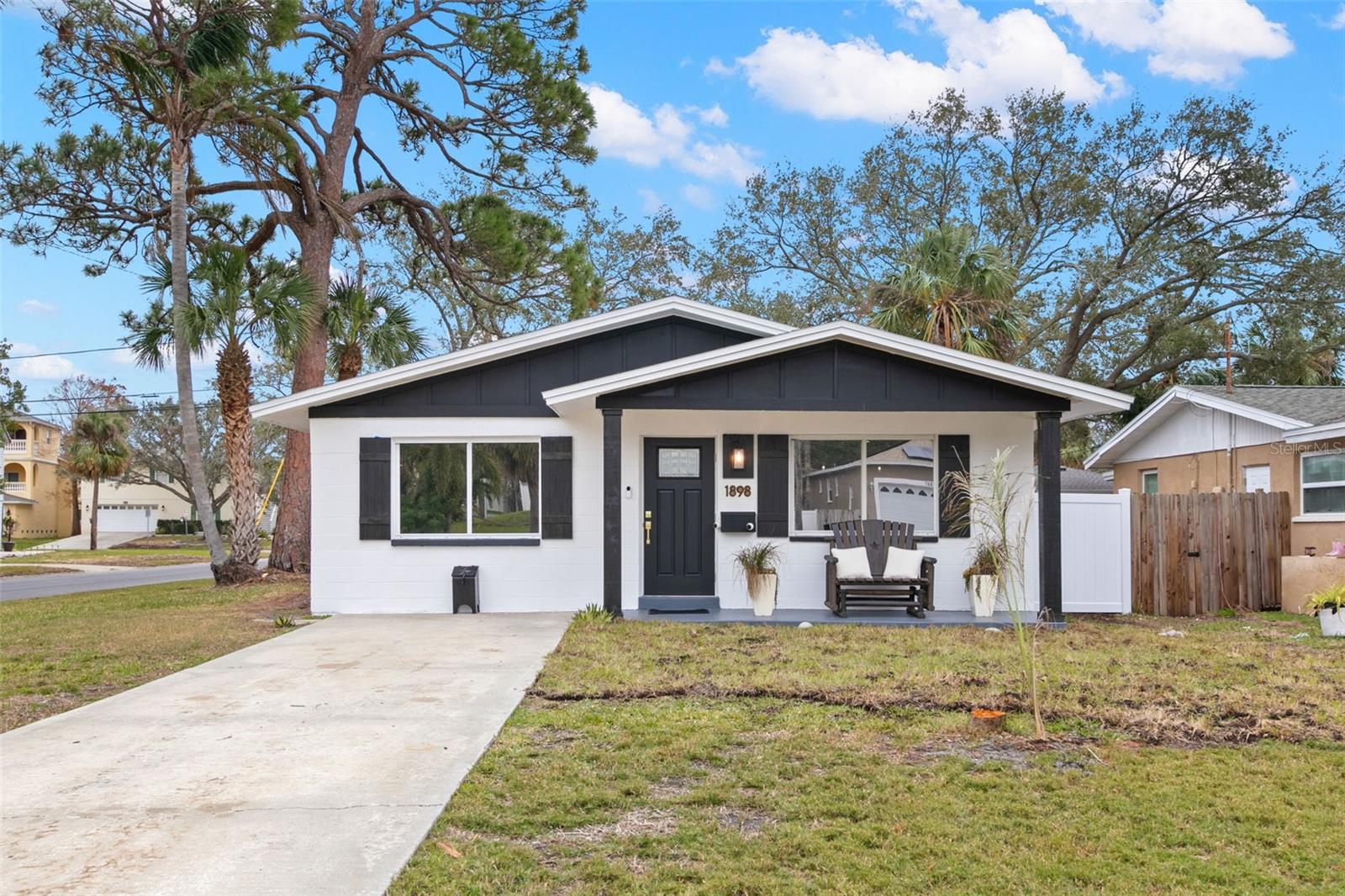 1898 NEW HAMPSHIRE AVE NE, ST PETERSBURG, FL, 33703